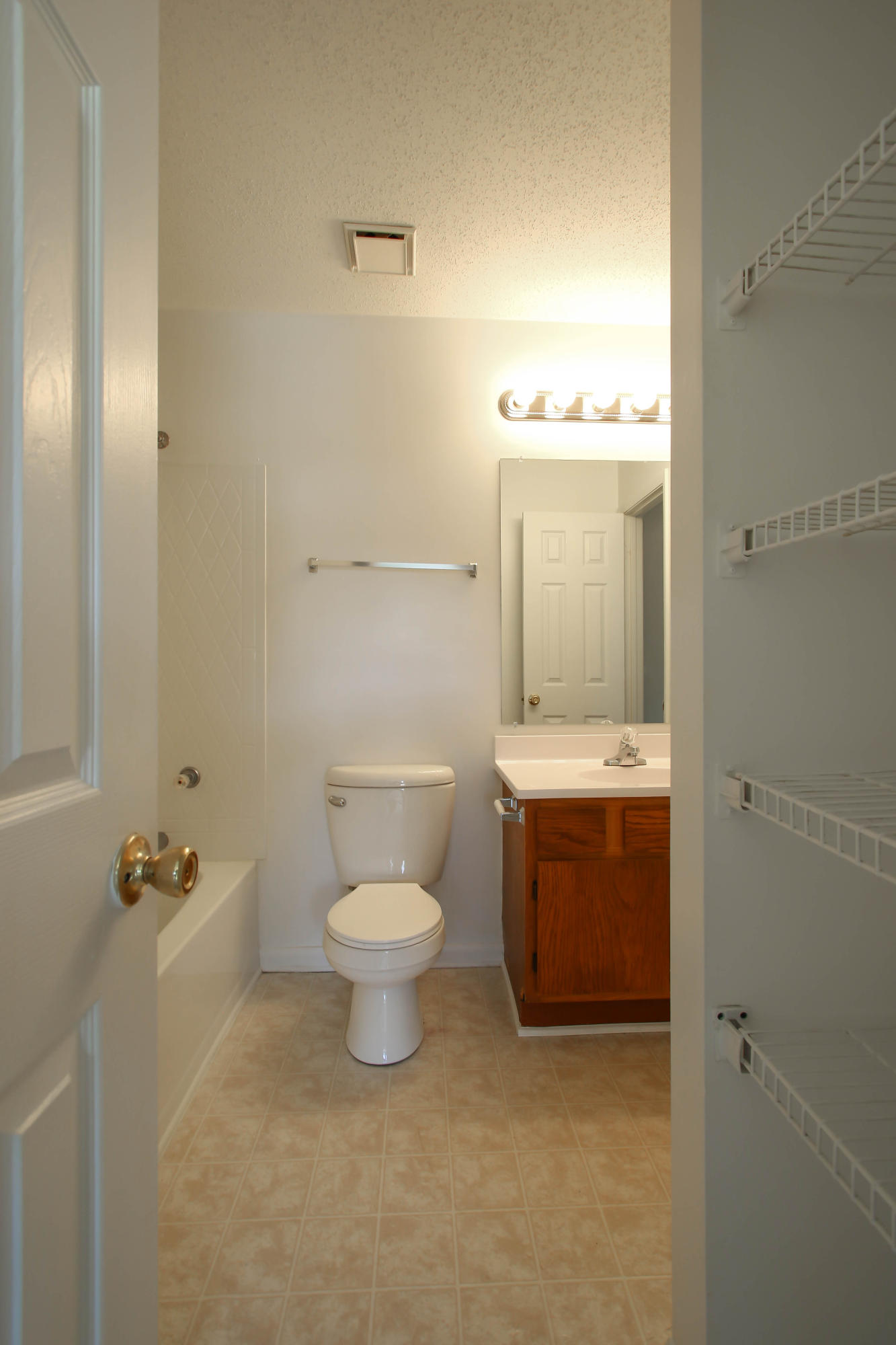 BIENVILLE SQUARE T/H - Residential