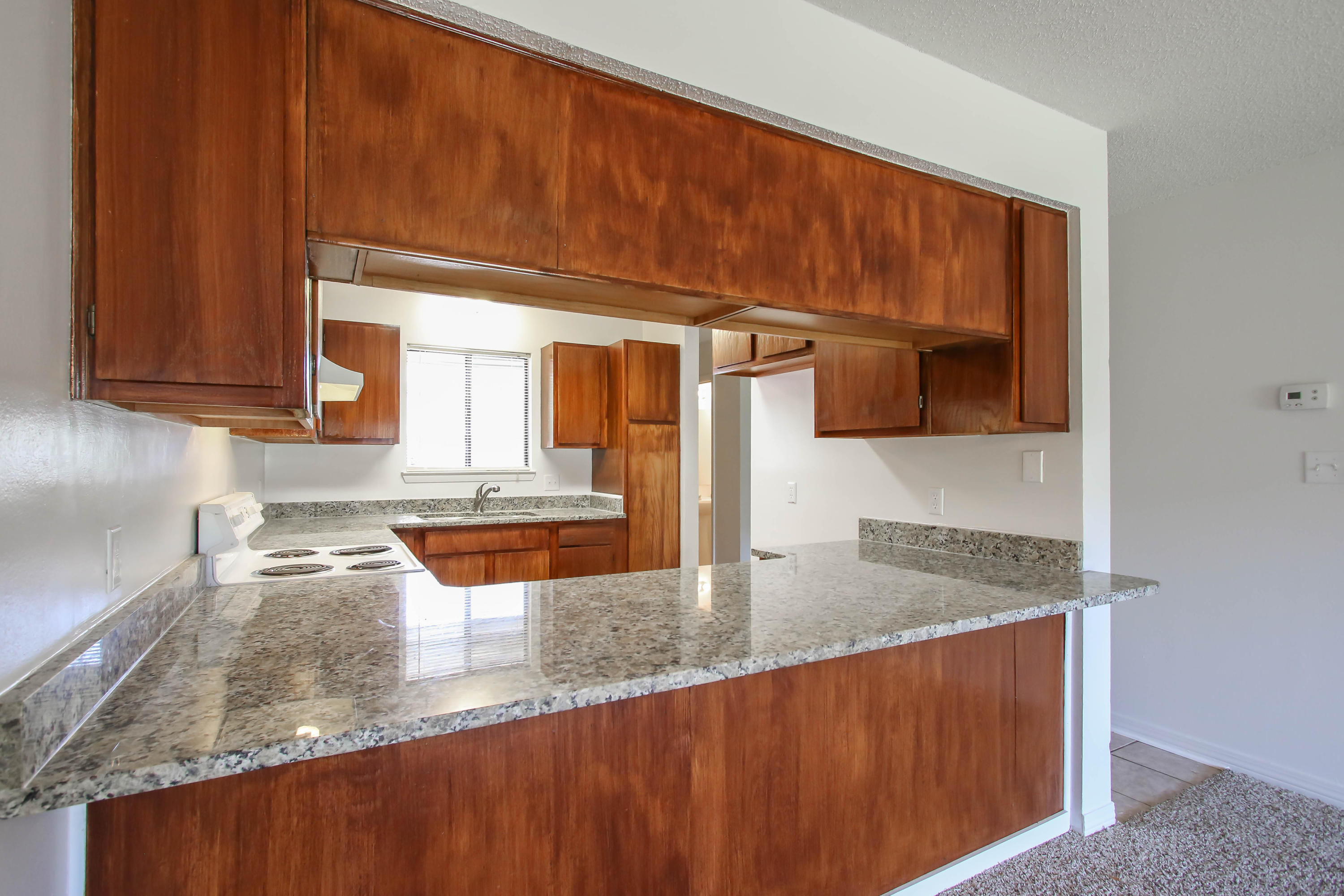 BIENVILLE SQUARE T/H - Residential