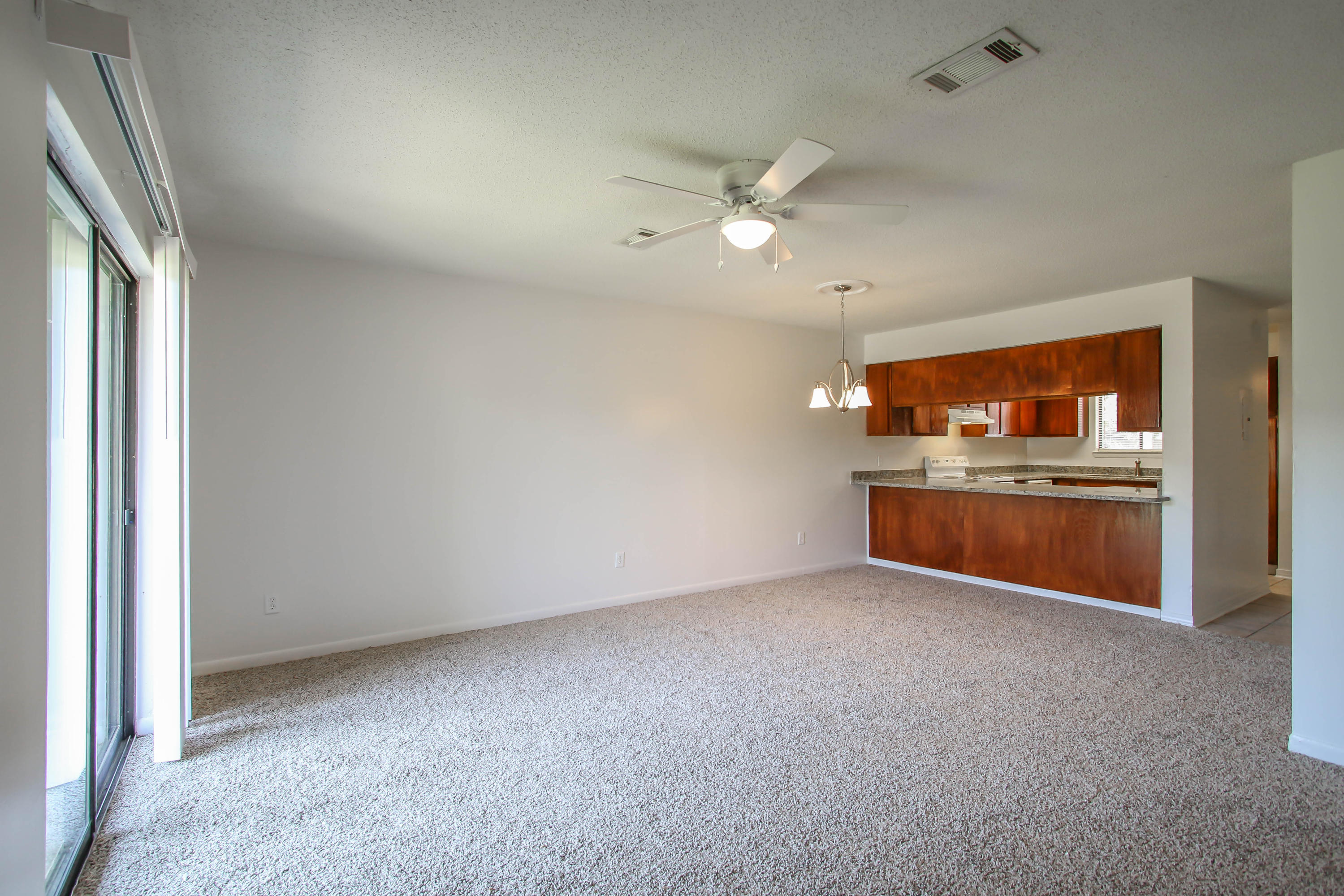 BIENVILLE SQUARE T/H - Residential