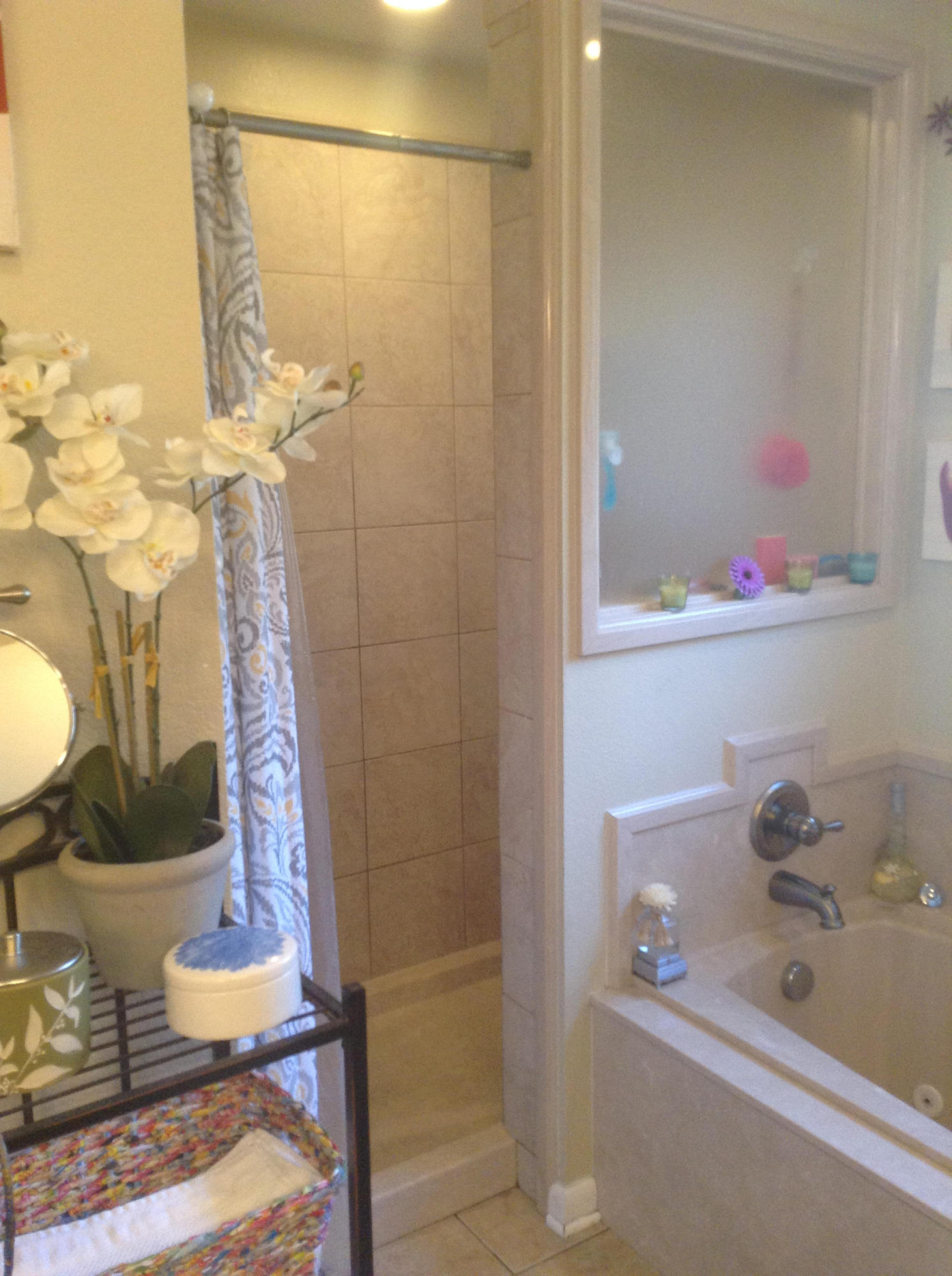 SANTA MARKELLA LOT 25 BLK E - Residential