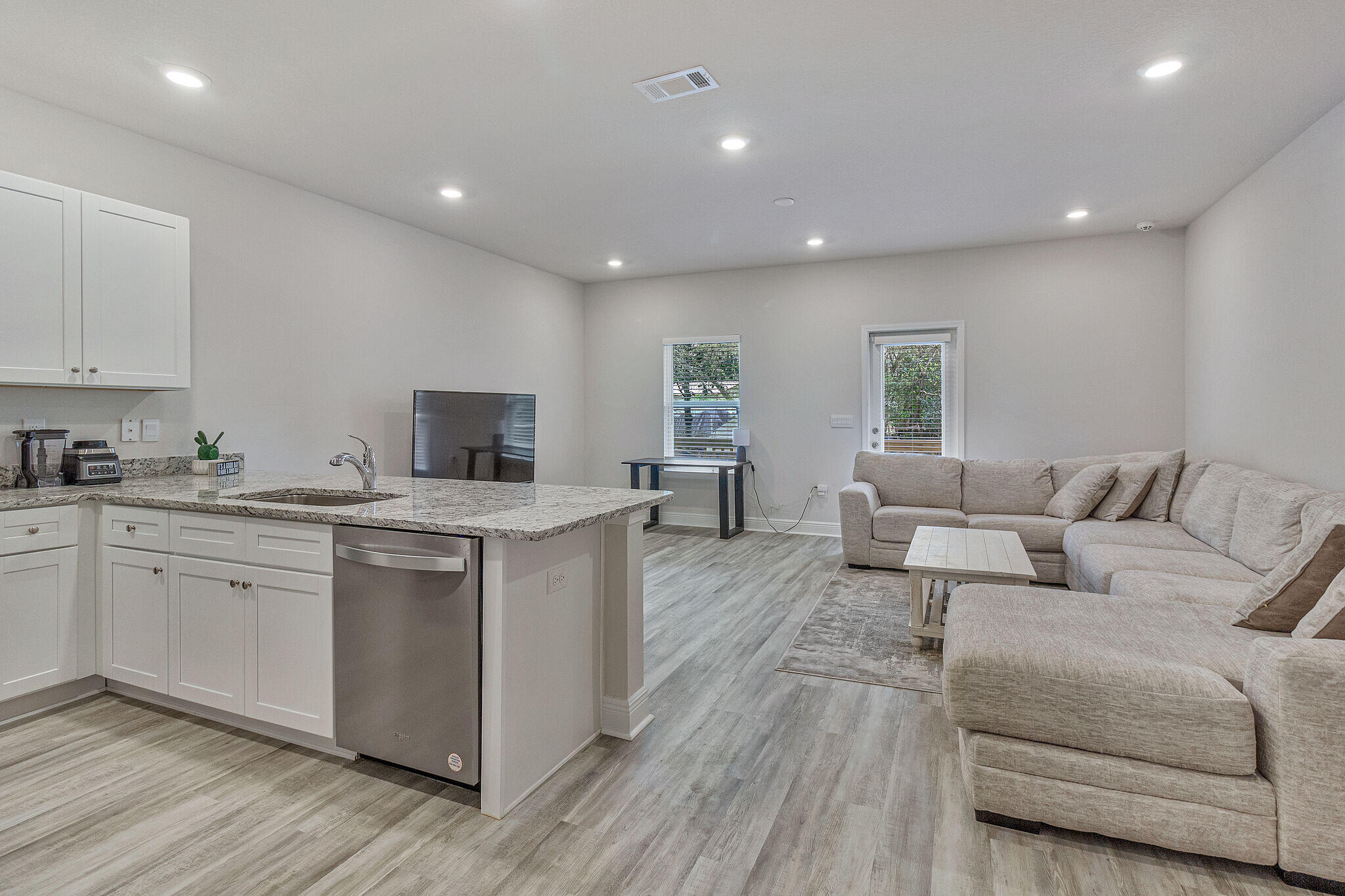 COOPERS LANDING - Residential Lease