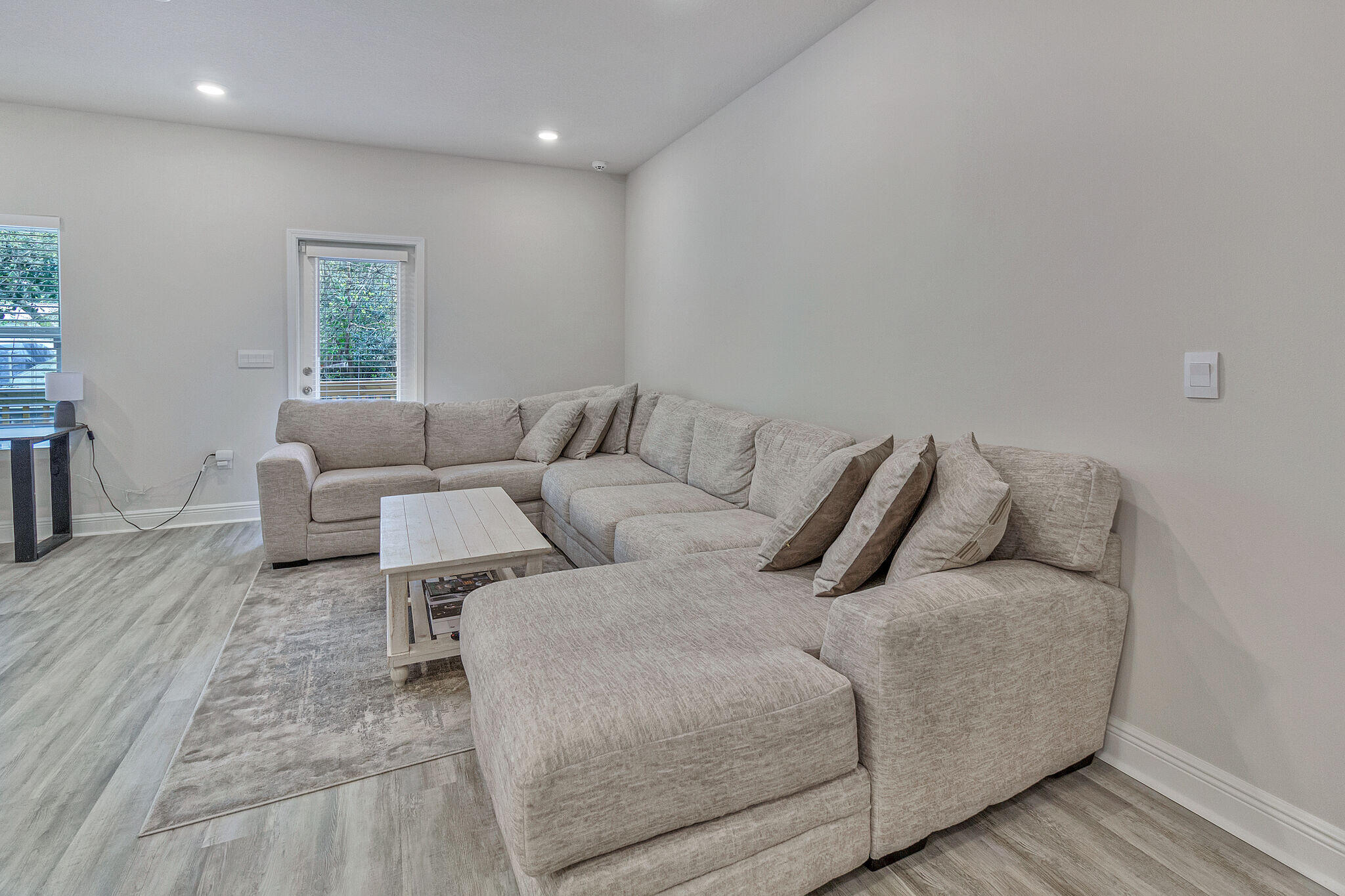 COOPERS LANDING - Residential Lease