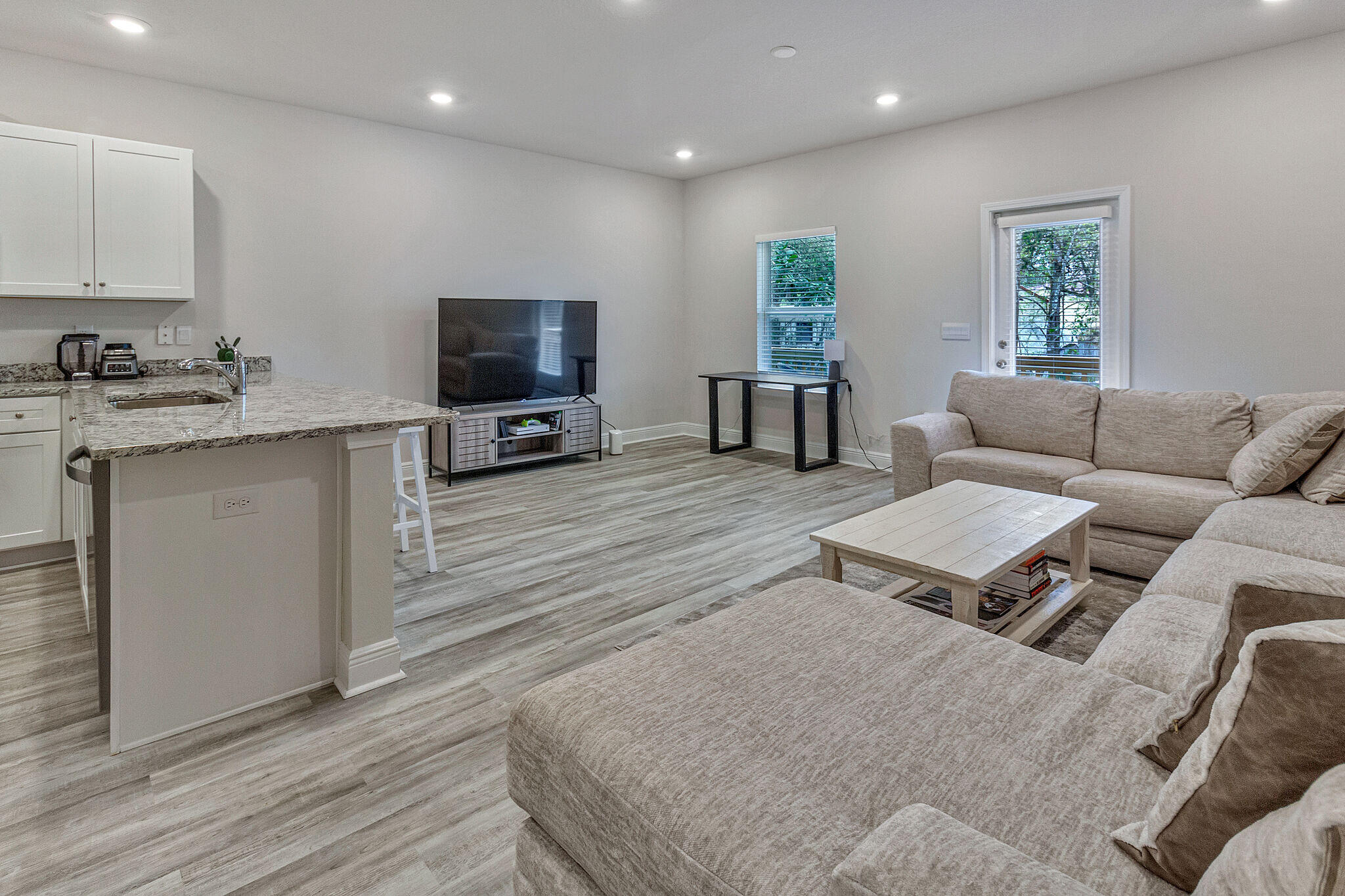 COOPERS LANDING - Residential Lease