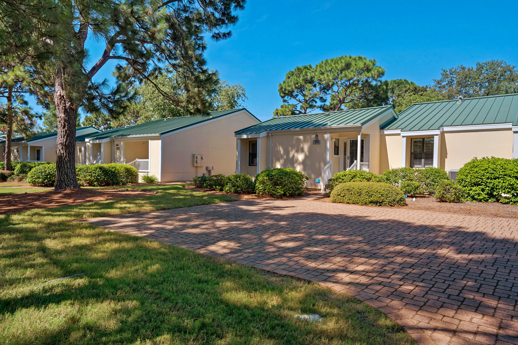 Bayou Village Phase II Condo - Residential