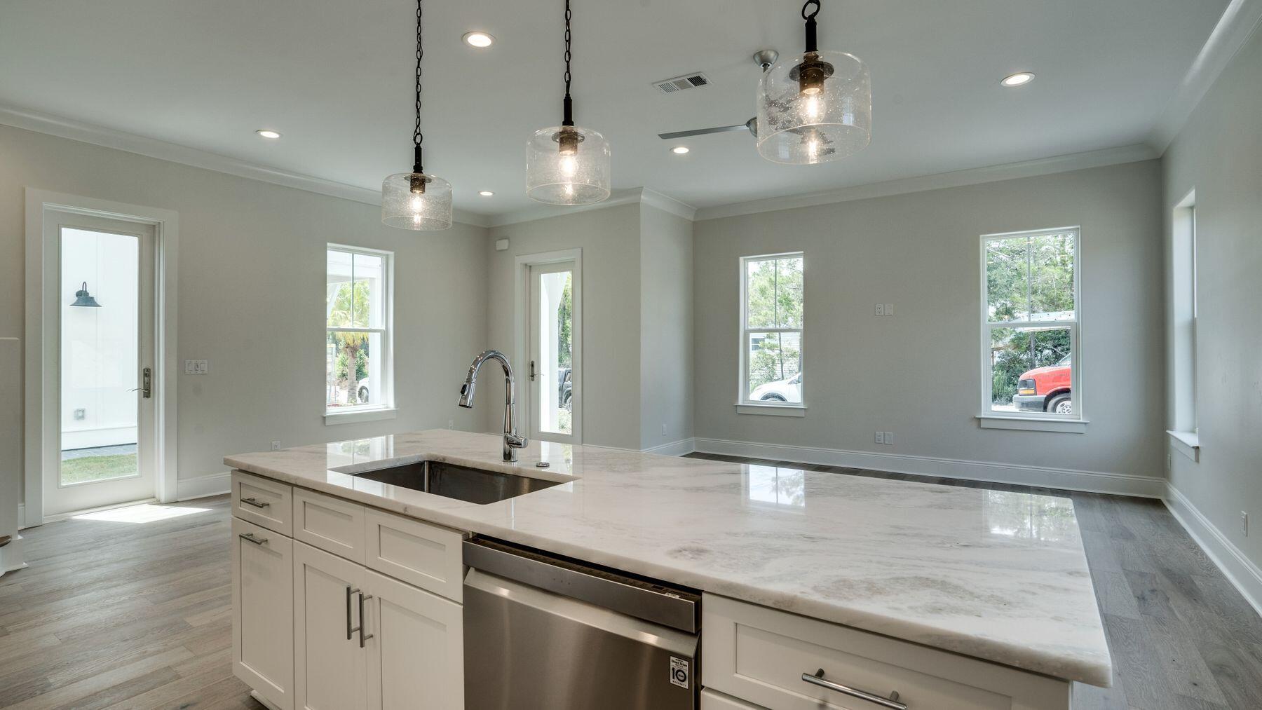 SUNSET KEY COTTAGES - Residential