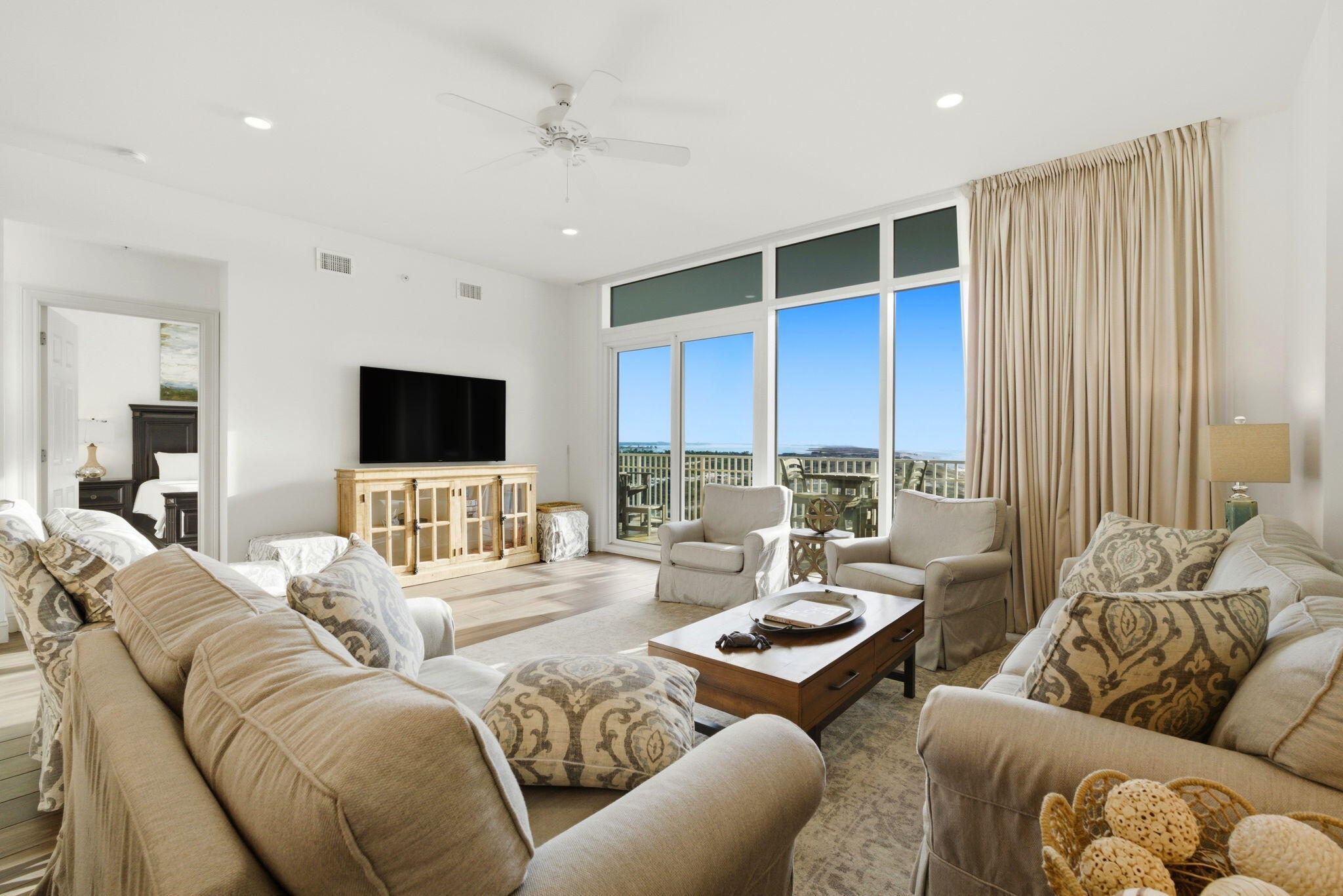 VISTA DEL MAR CONDO - Residential