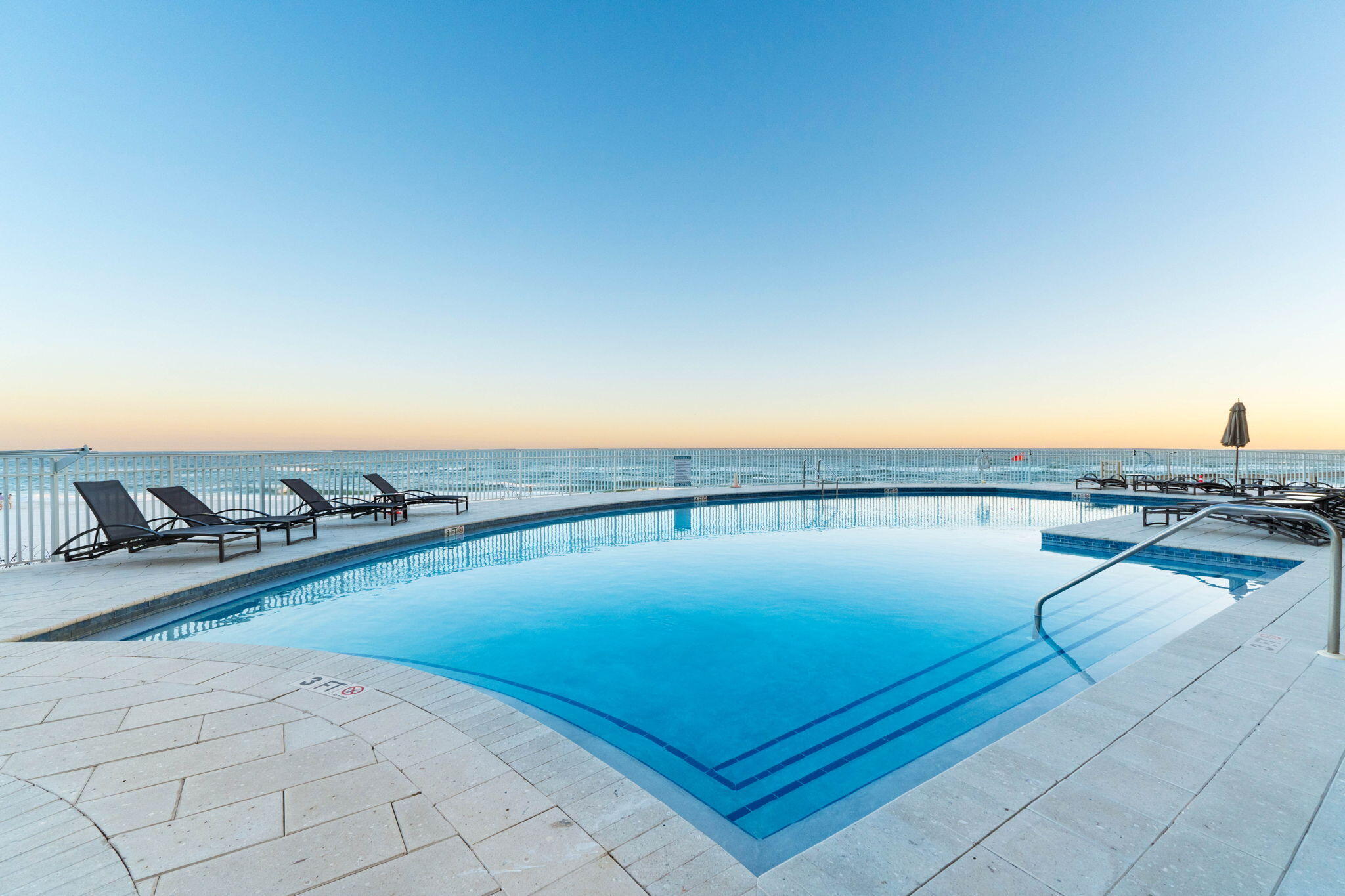 VISTA DEL MAR CONDO - Residential