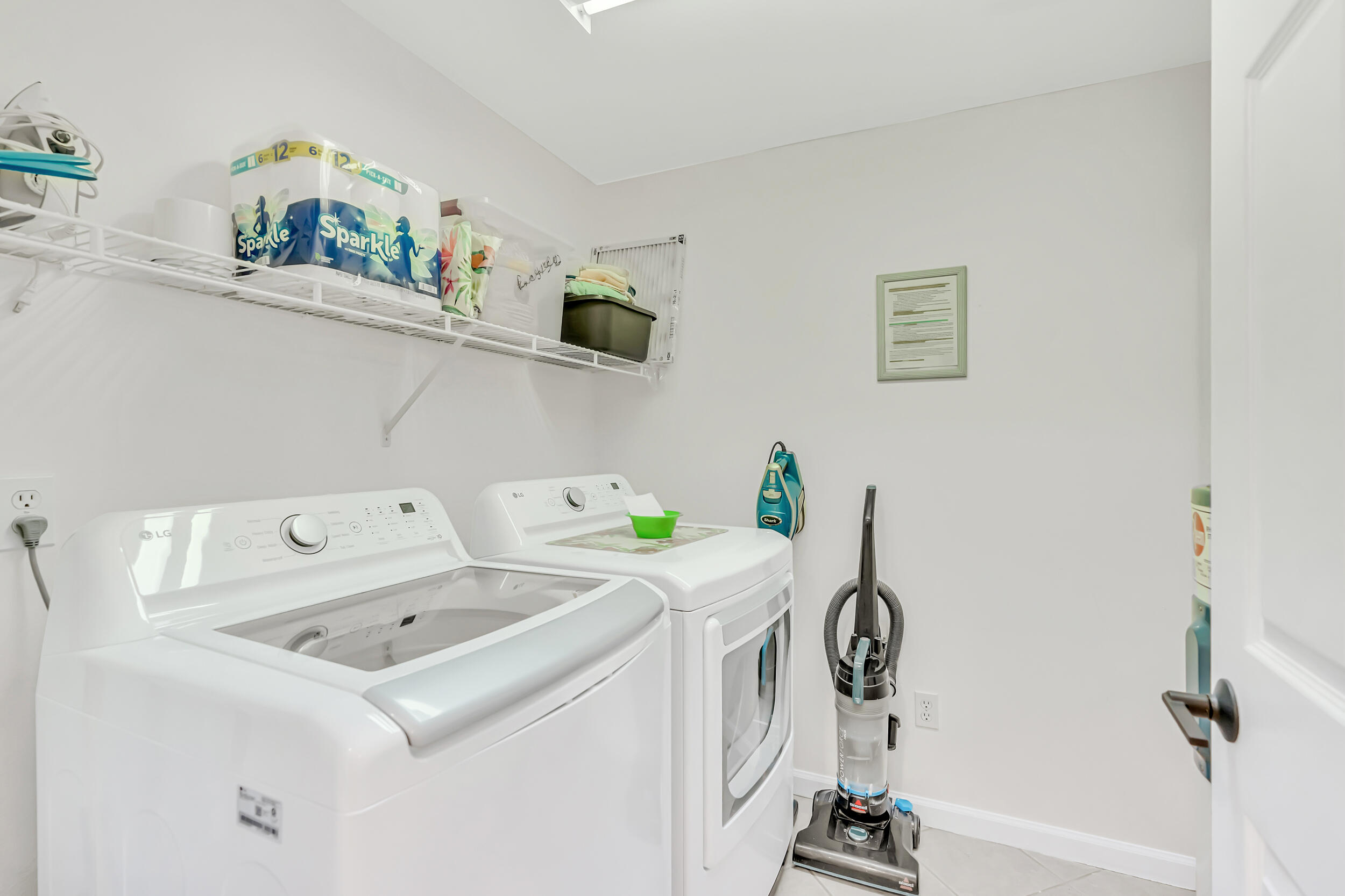 CIBONEY CONDO - Residential