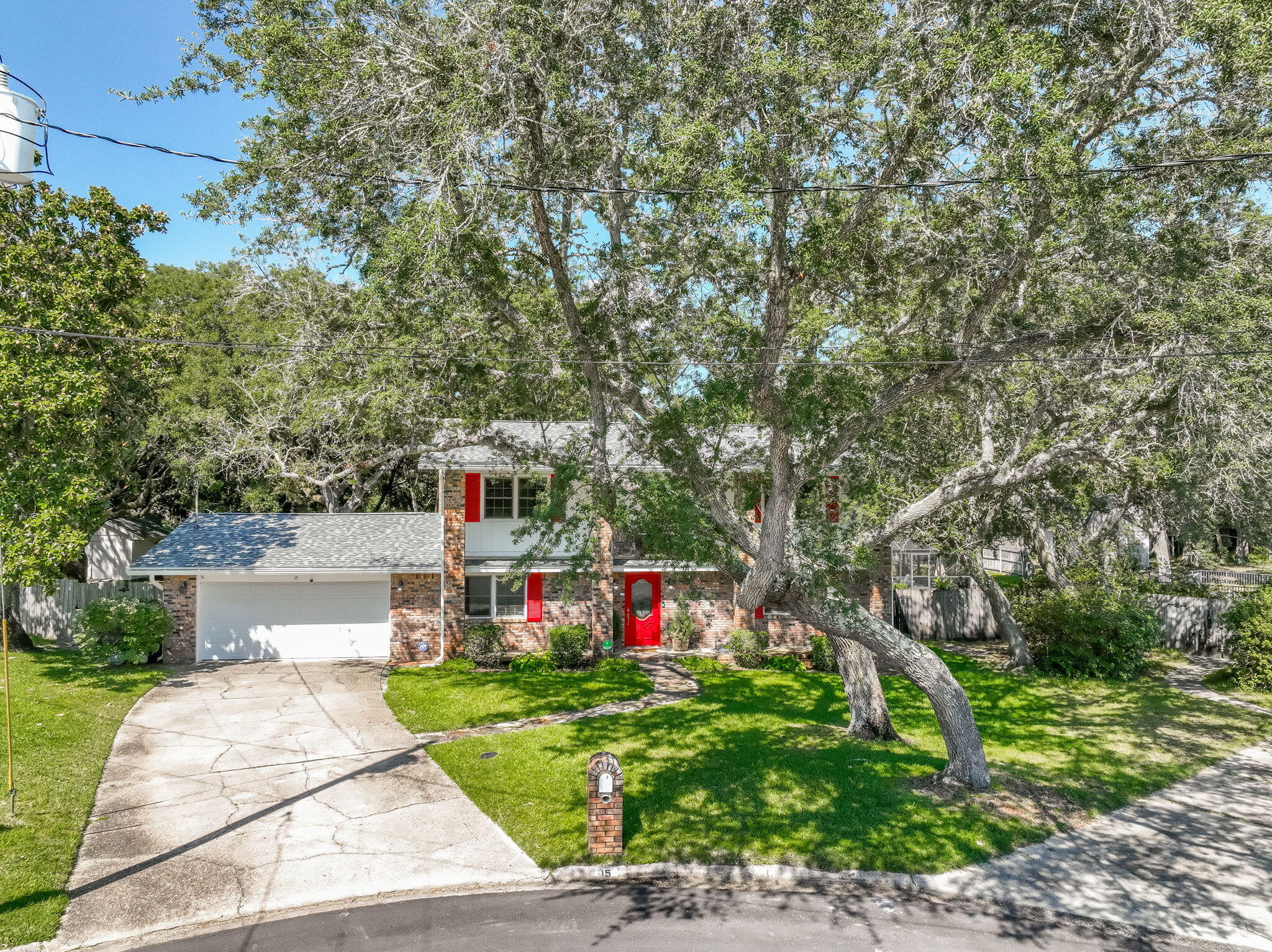 LAKE LORRAINE ESTATES 2 - Residential
