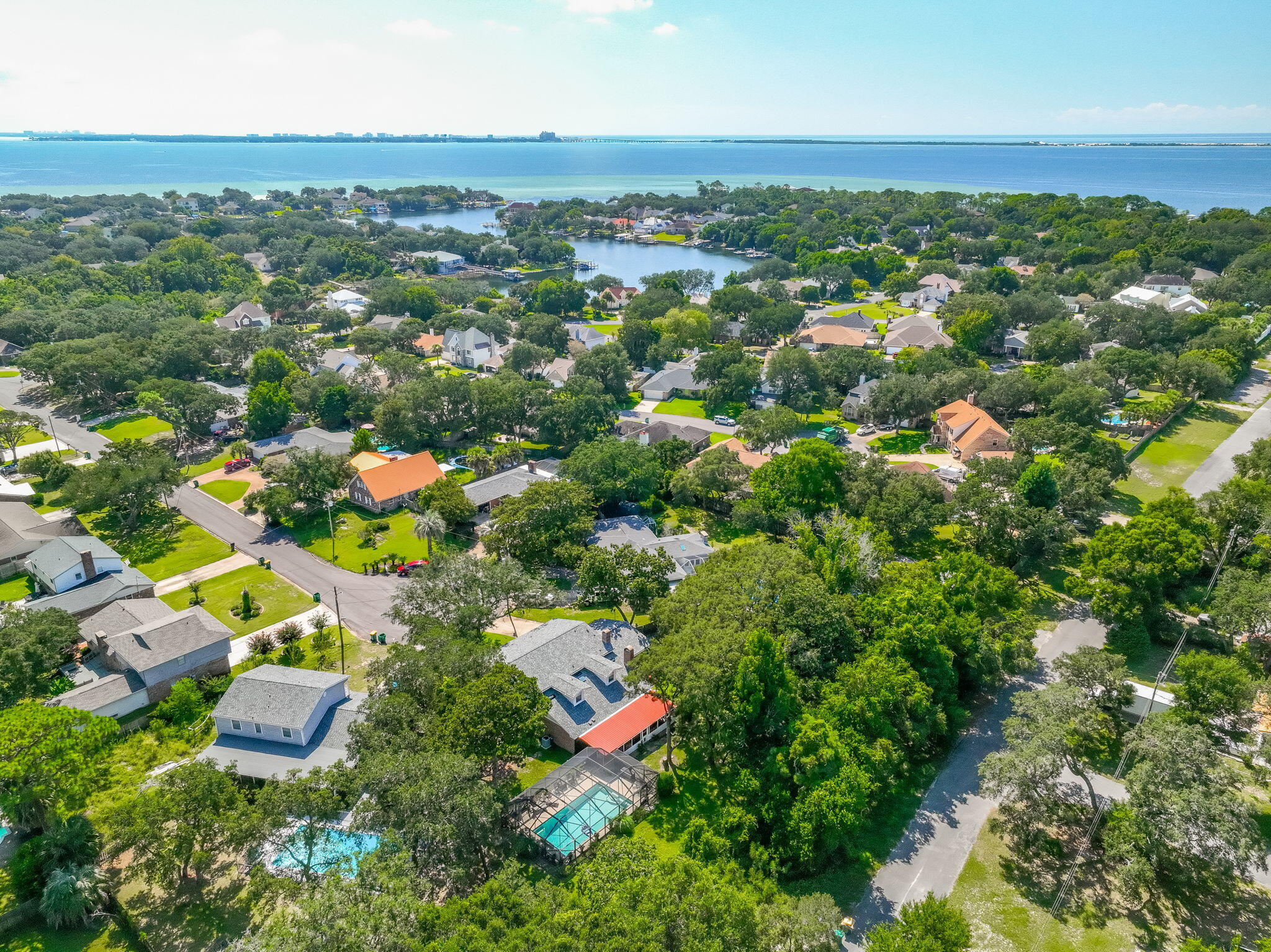 LAKE LORRAINE ESTATES 2 - Residential