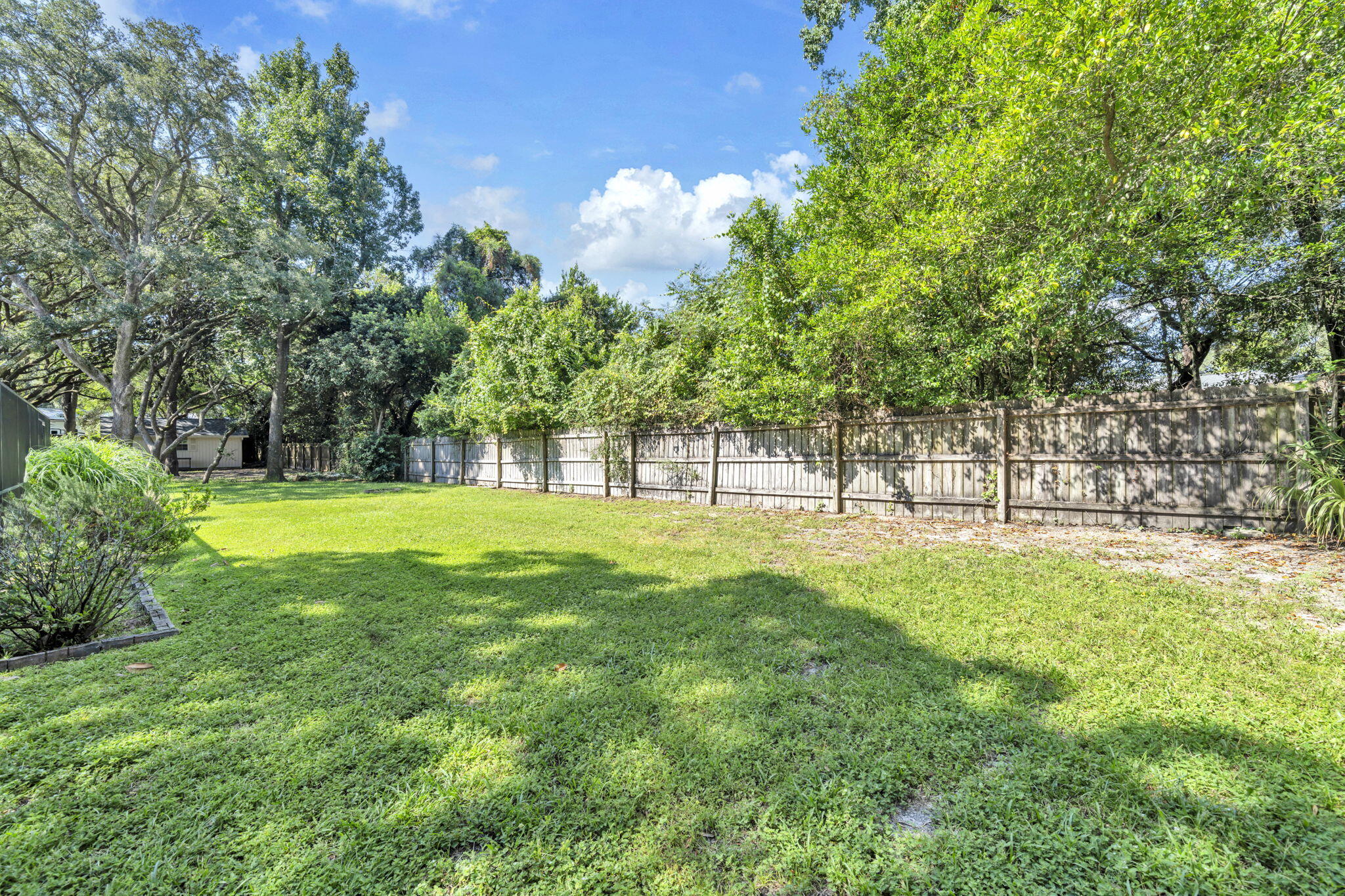 LAKE LORRAINE ESTATES 2 - Residential
