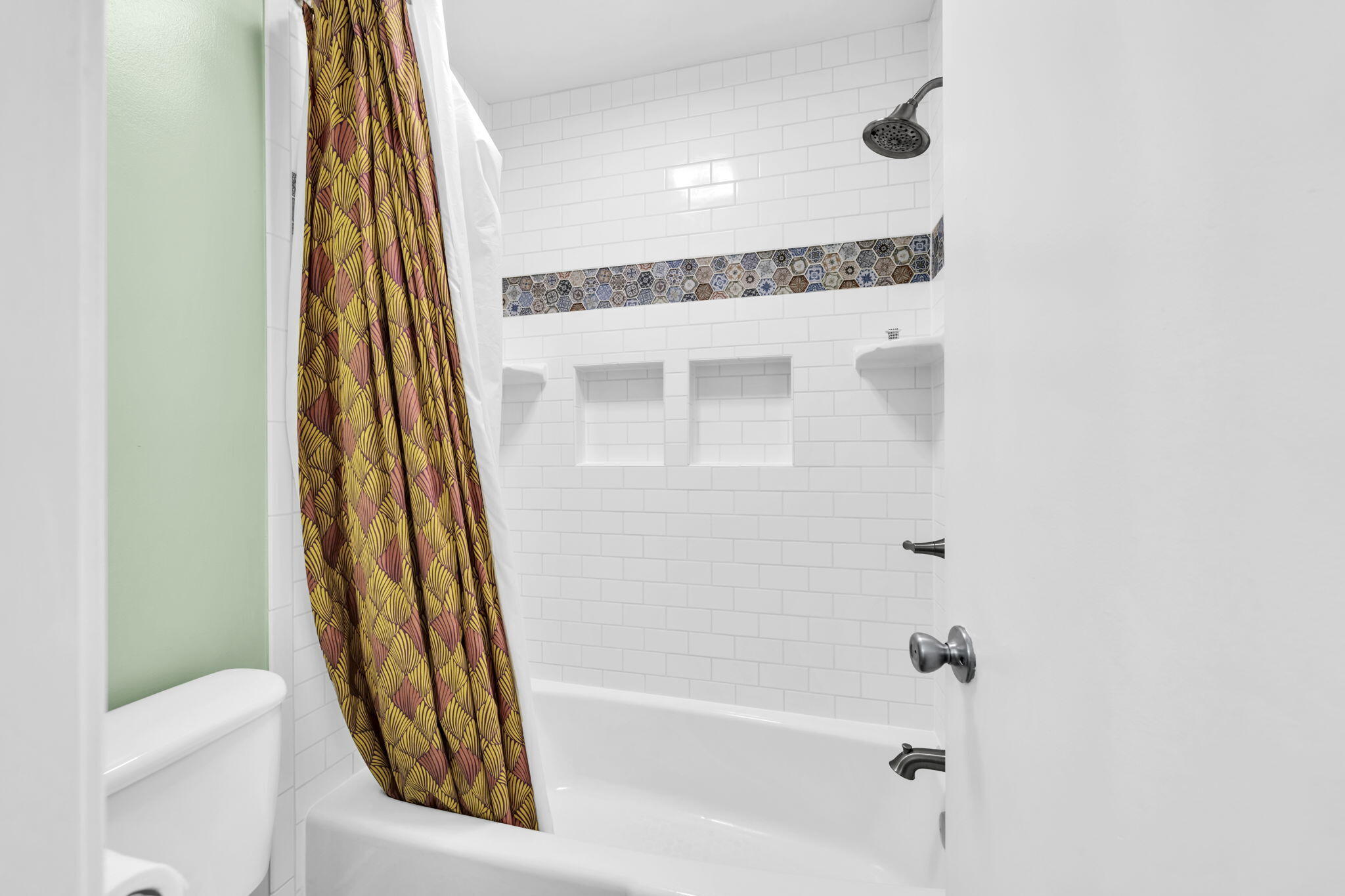 LAKE LORRAINE ESTATES 2 - Residential
