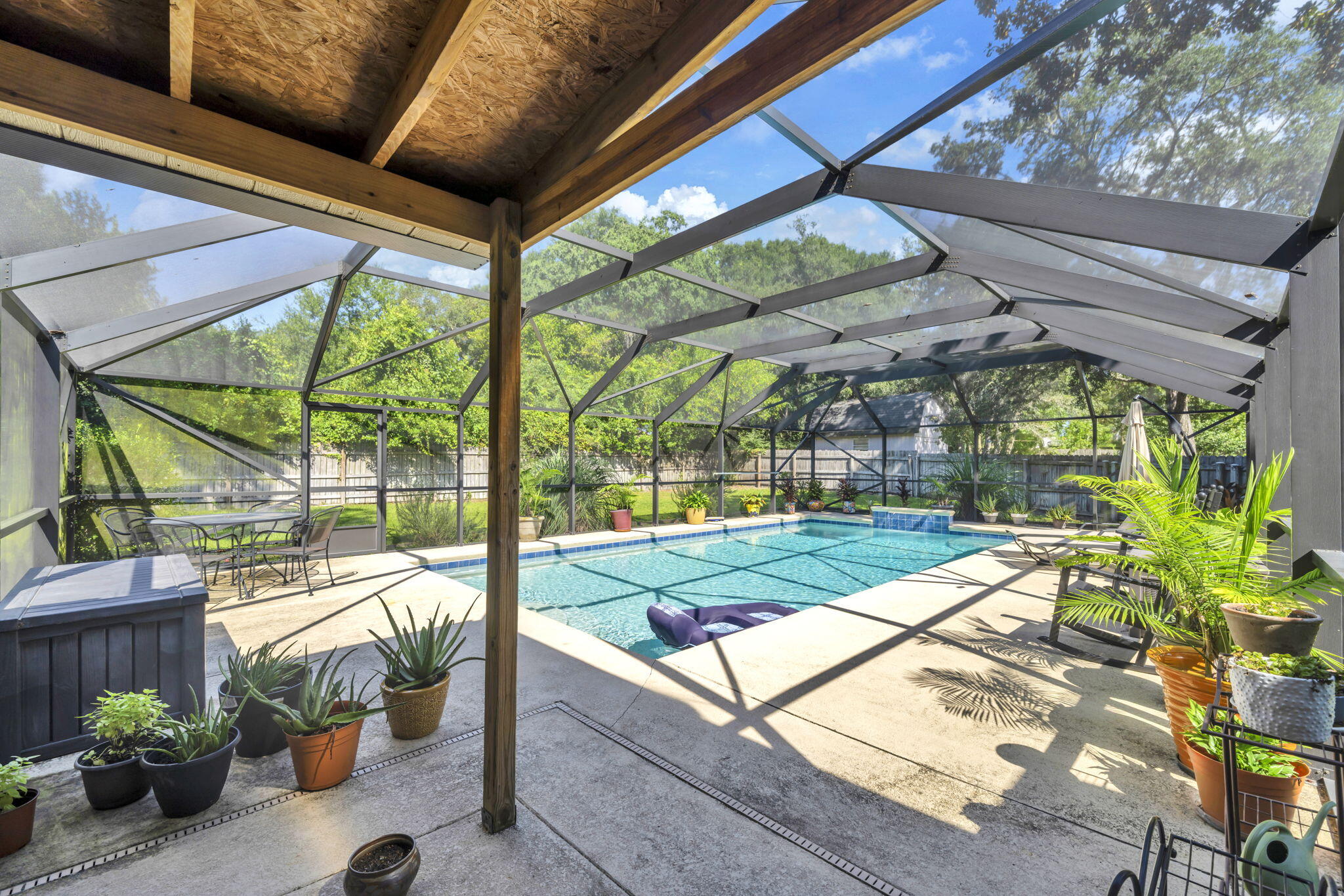 LAKE LORRAINE ESTATES 2 - Residential