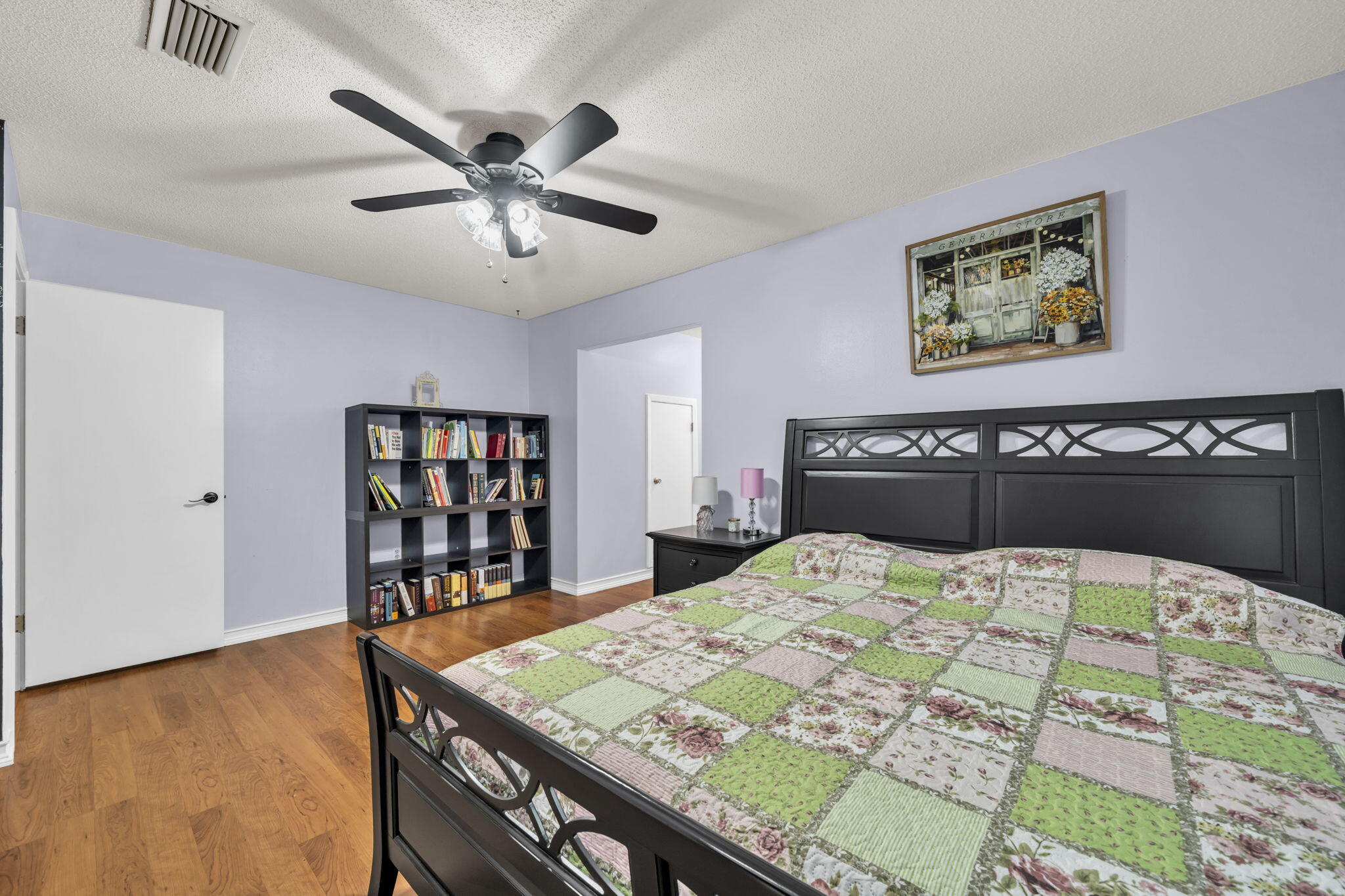 LAKE LORRAINE ESTATES 2 - Residential