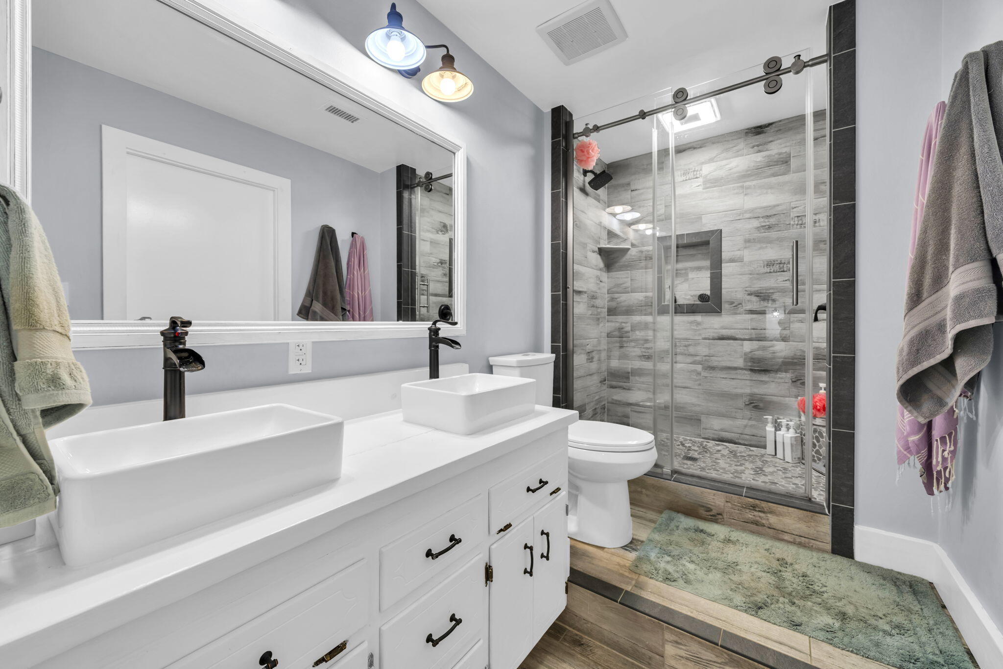 LAKE LORRAINE ESTATES 2 - Residential
