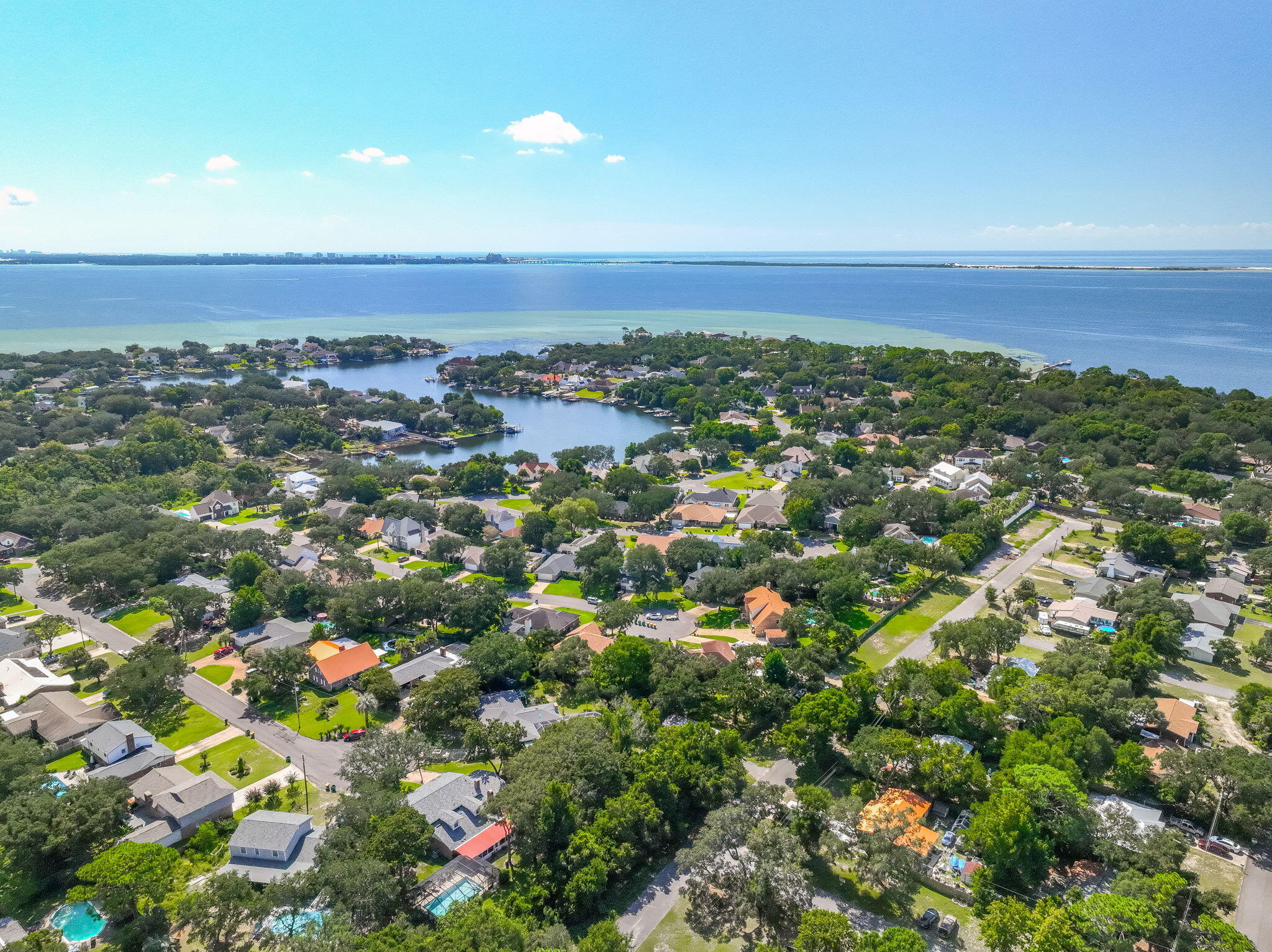 LAKE LORRAINE ESTATES 2 - Residential