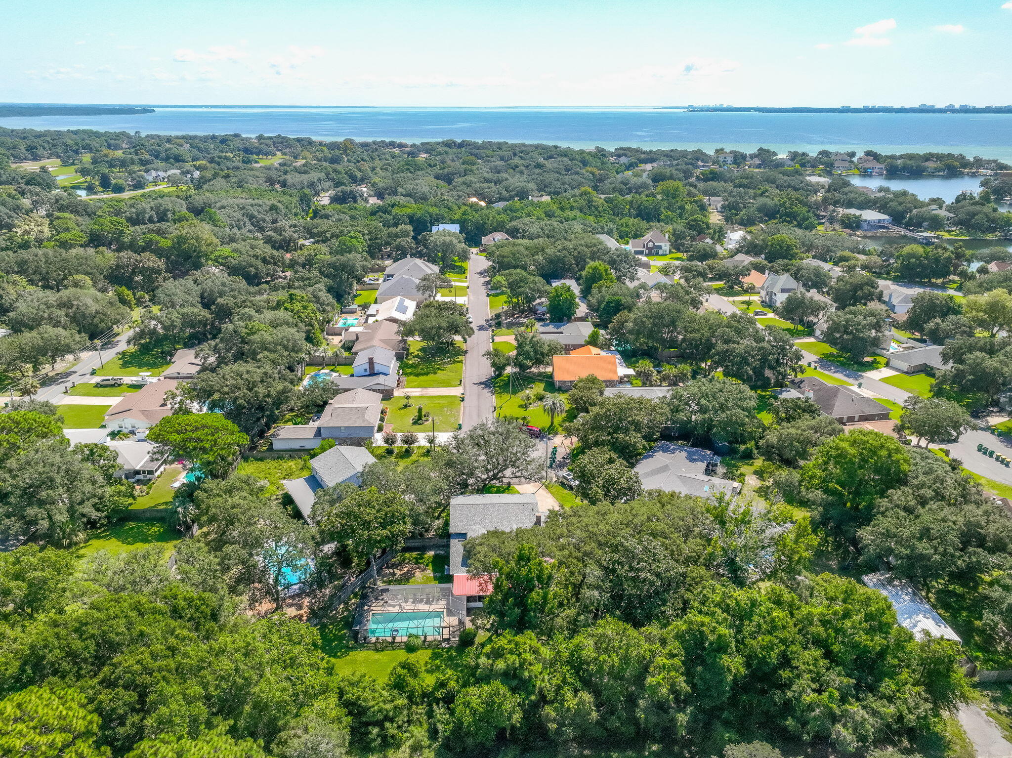 LAKE LORRAINE ESTATES 2 - Residential