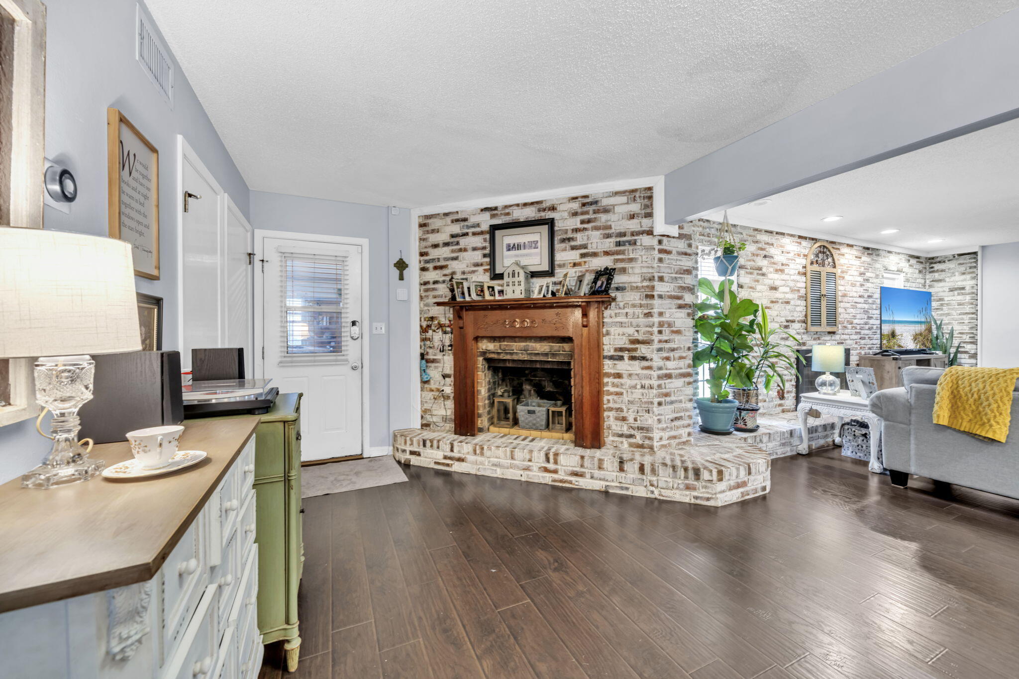 LAKE LORRAINE ESTATES 2 - Residential