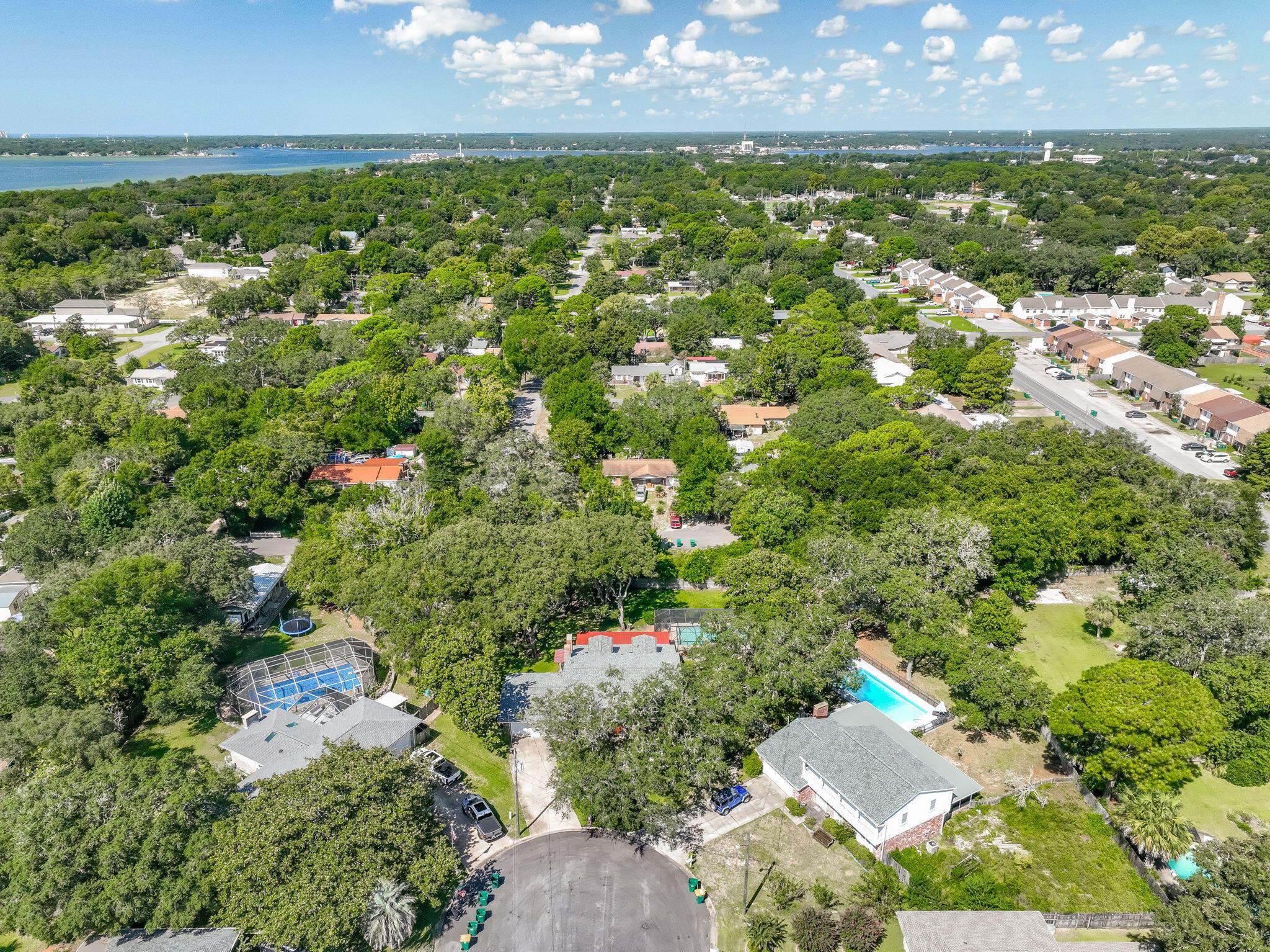 LAKE LORRAINE ESTATES 2 - Residential