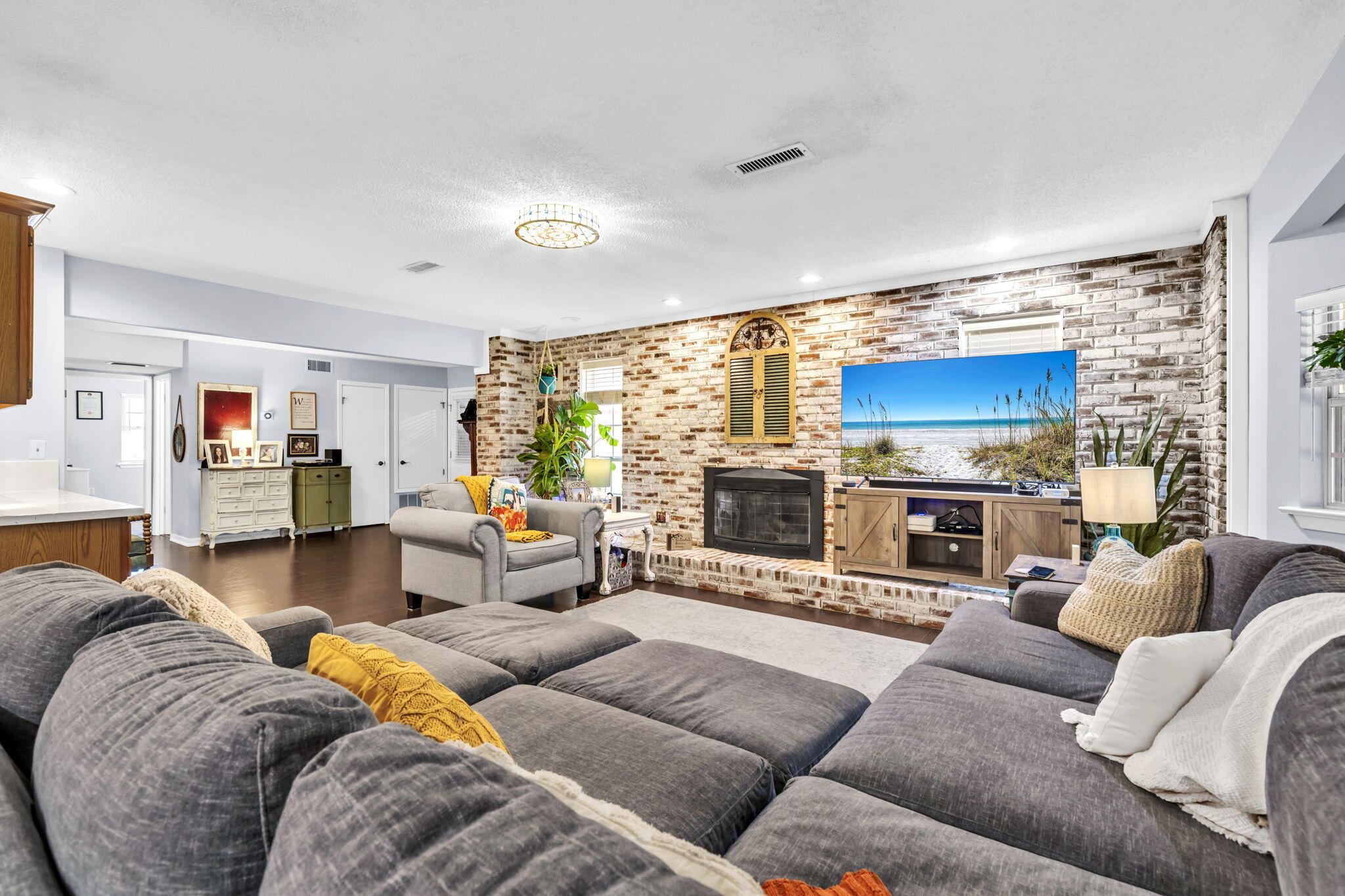 LAKE LORRAINE ESTATES 2 - Residential