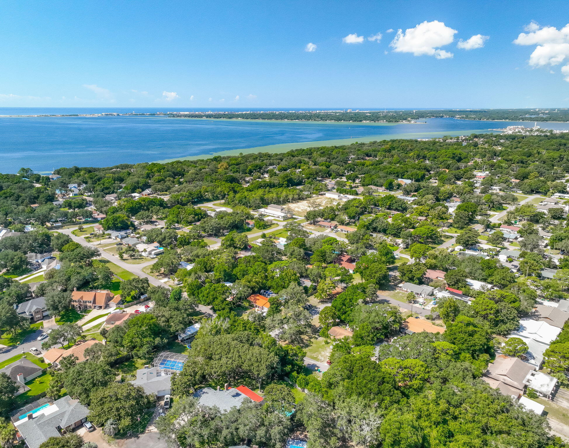 LAKE LORRAINE ESTATES 2 - Residential
