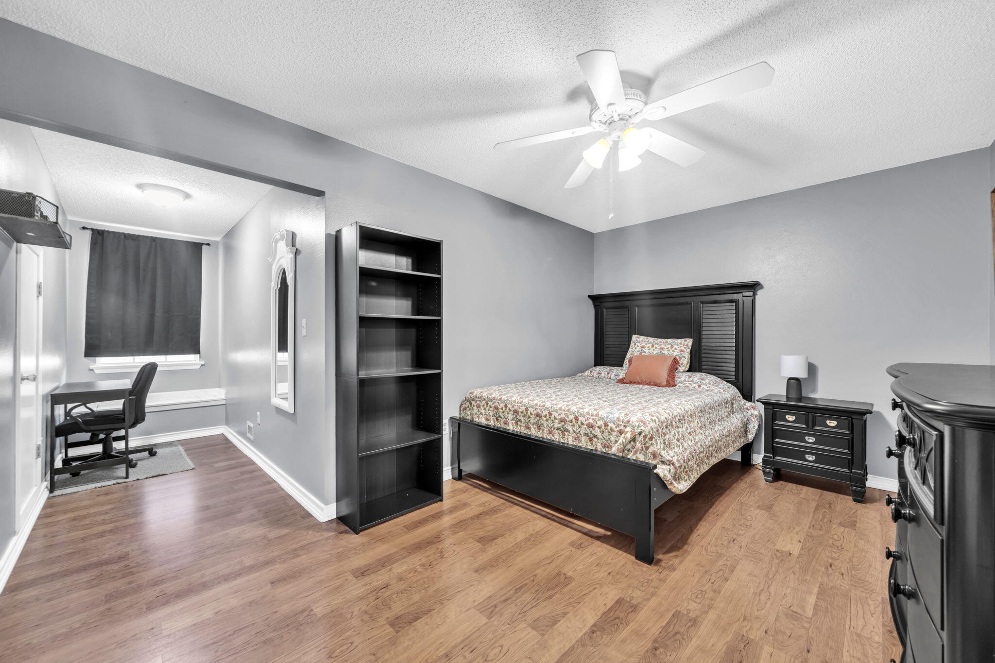 LAKE LORRAINE ESTATES 2 - Residential