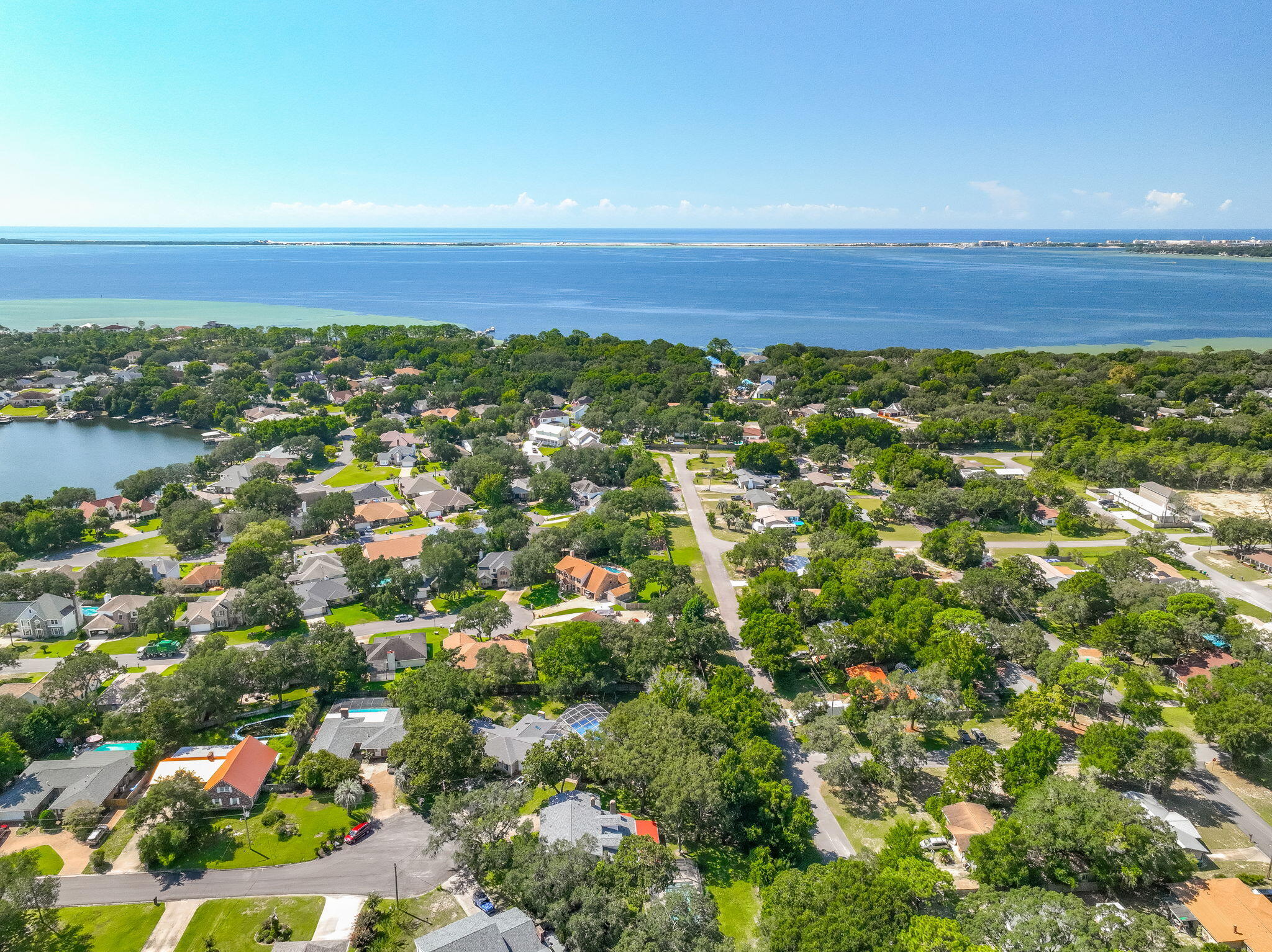 LAKE LORRAINE ESTATES 2 - Residential