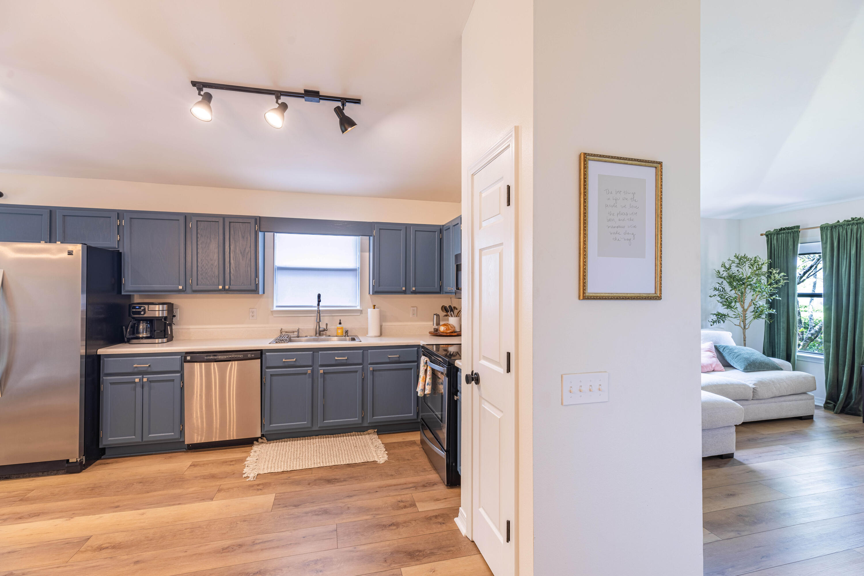 THORNWOOD - Residential