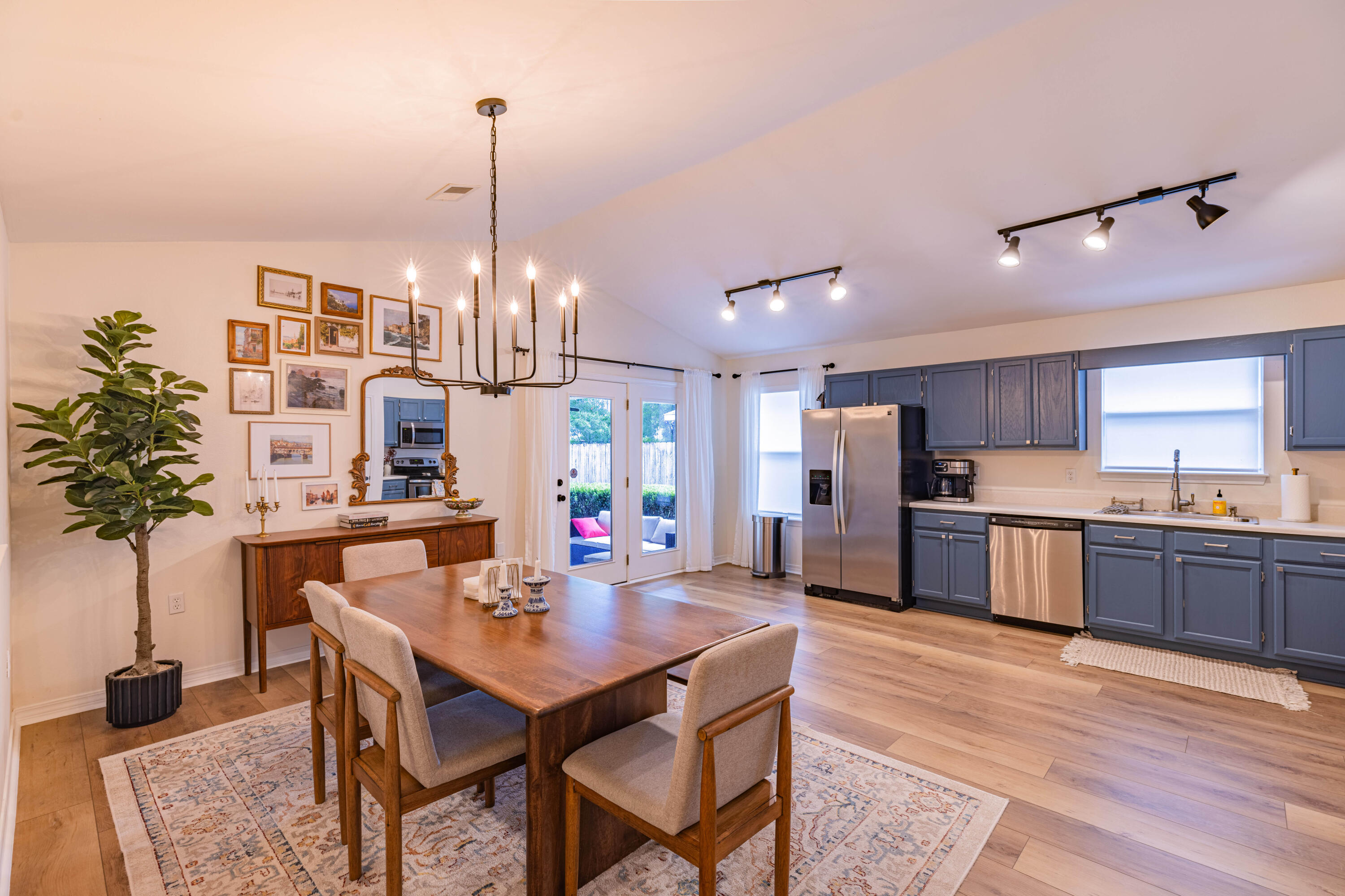 THORNWOOD - Residential