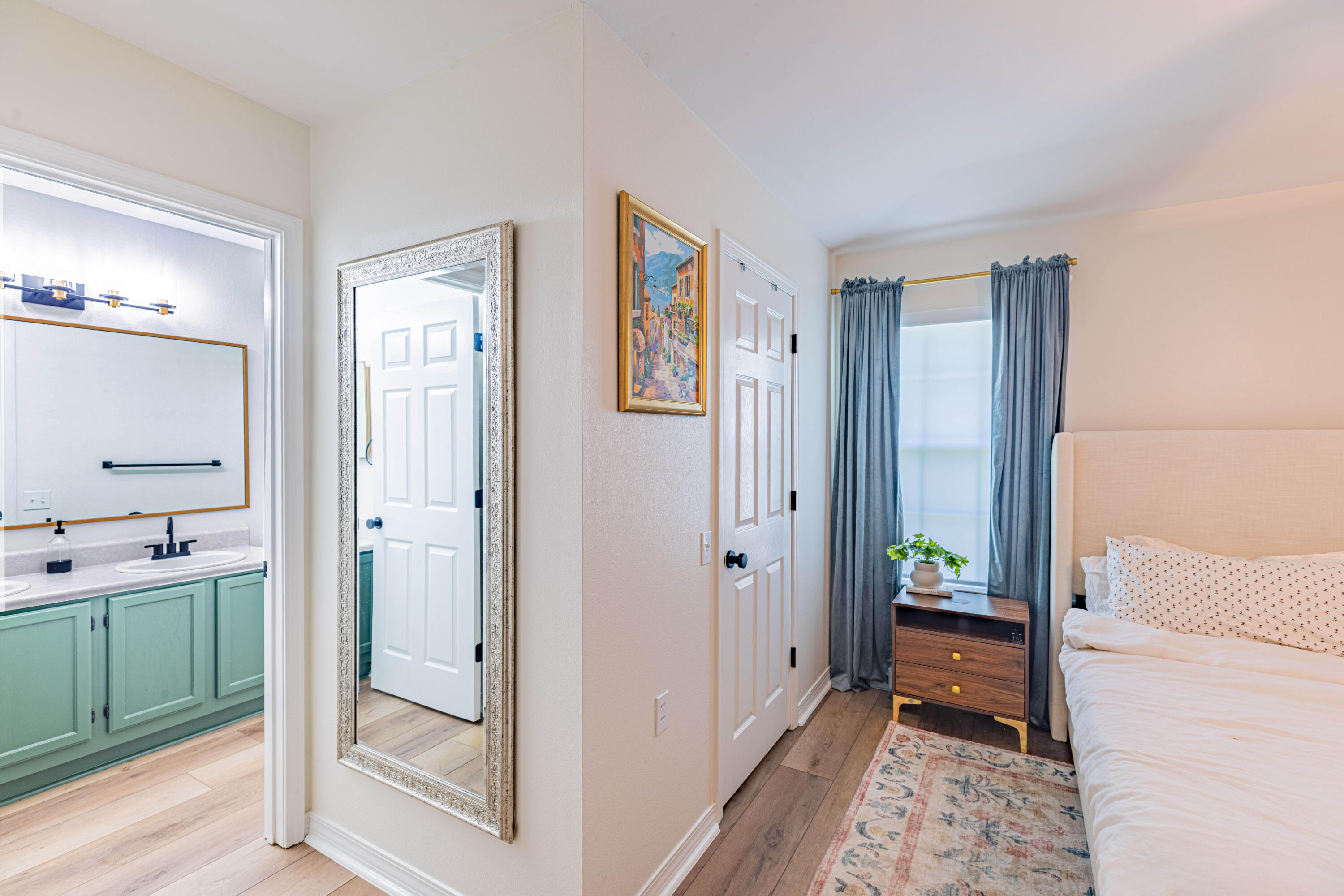 THORNWOOD - Residential