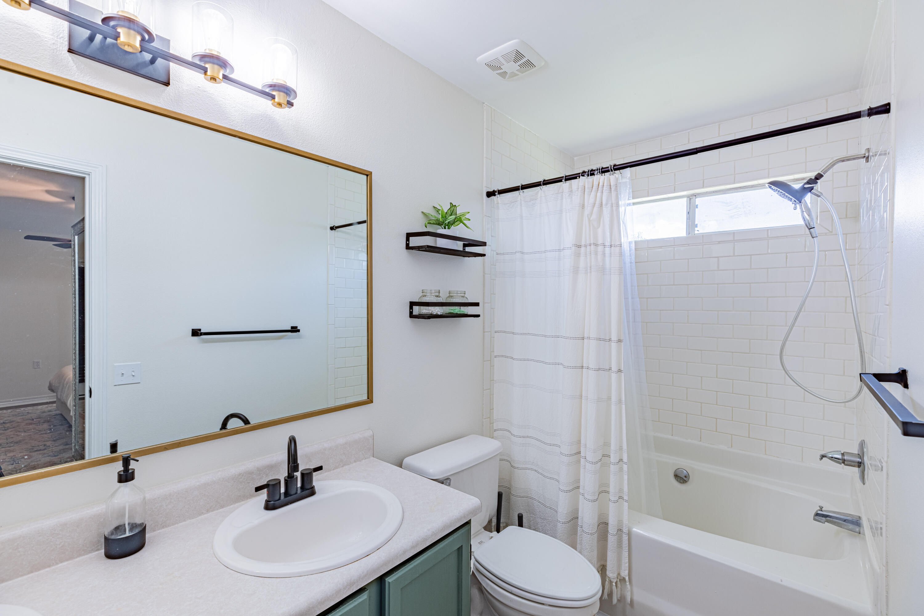 THORNWOOD - Residential