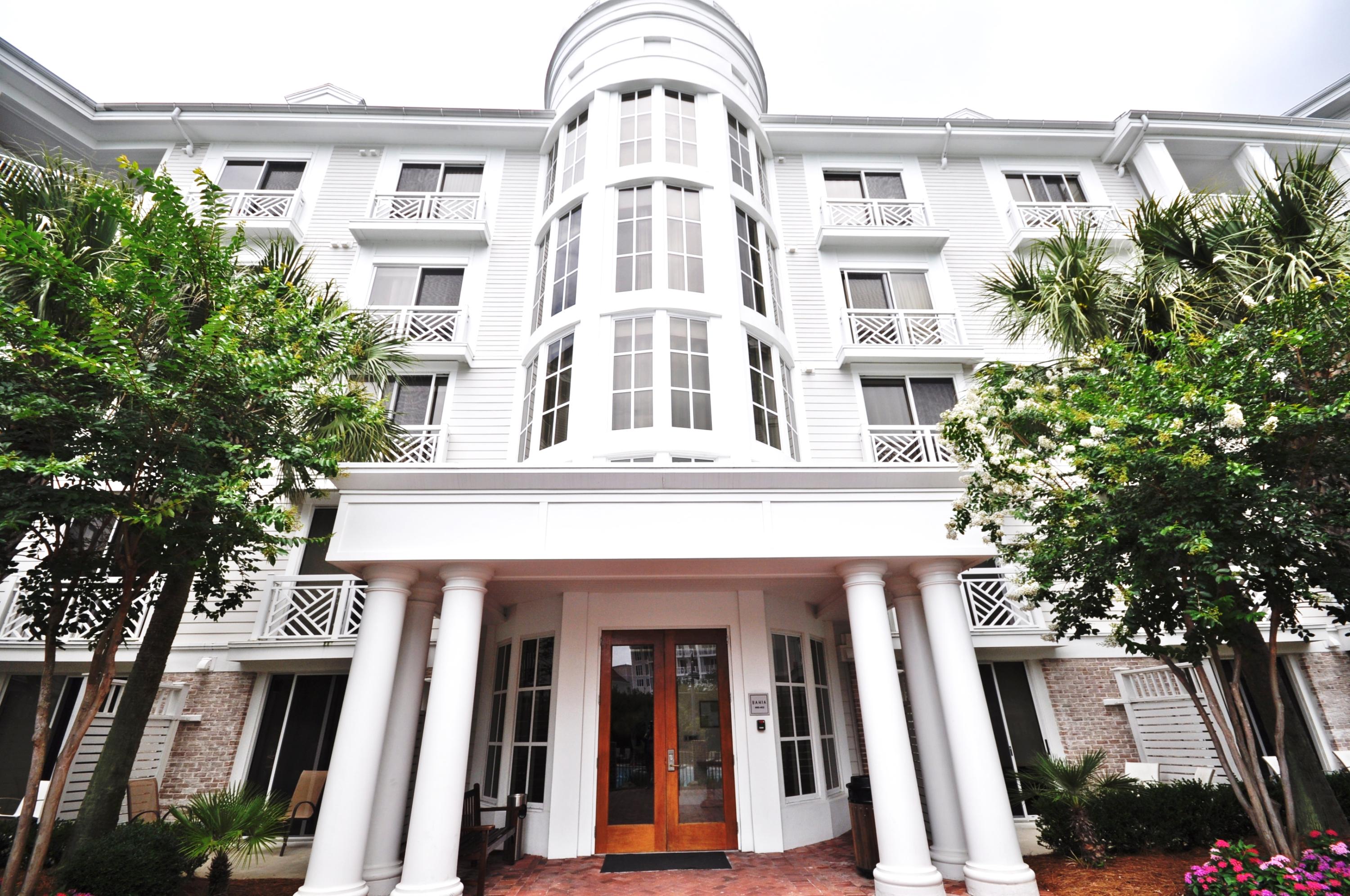 BAHIA CONDO - Residential