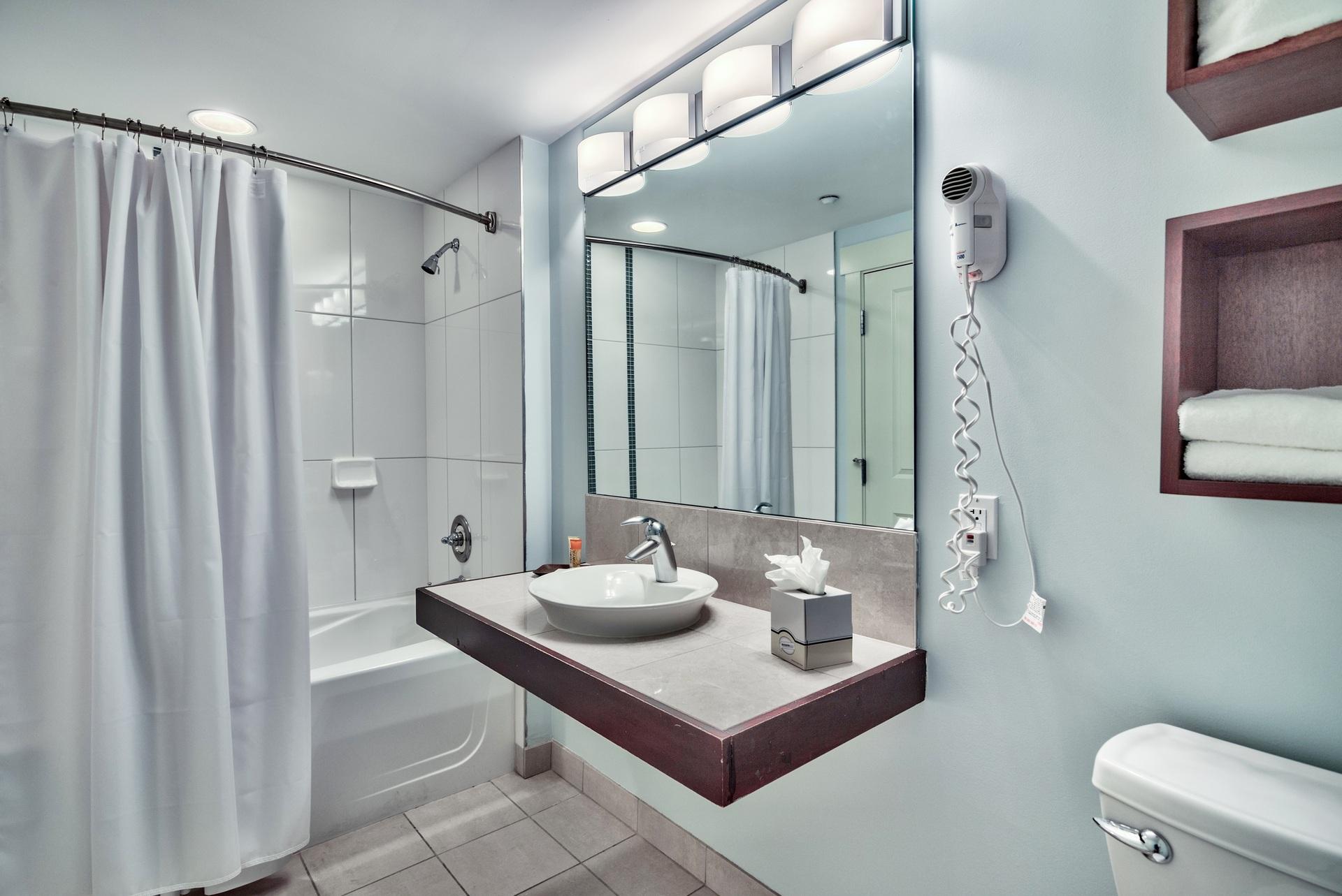 BAHIA CONDO - Residential