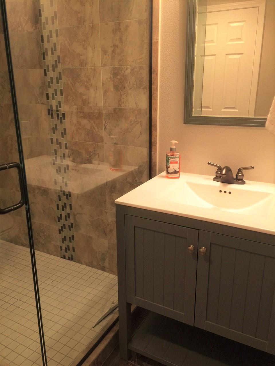 PALM COURT YACHT CLUB - Residential