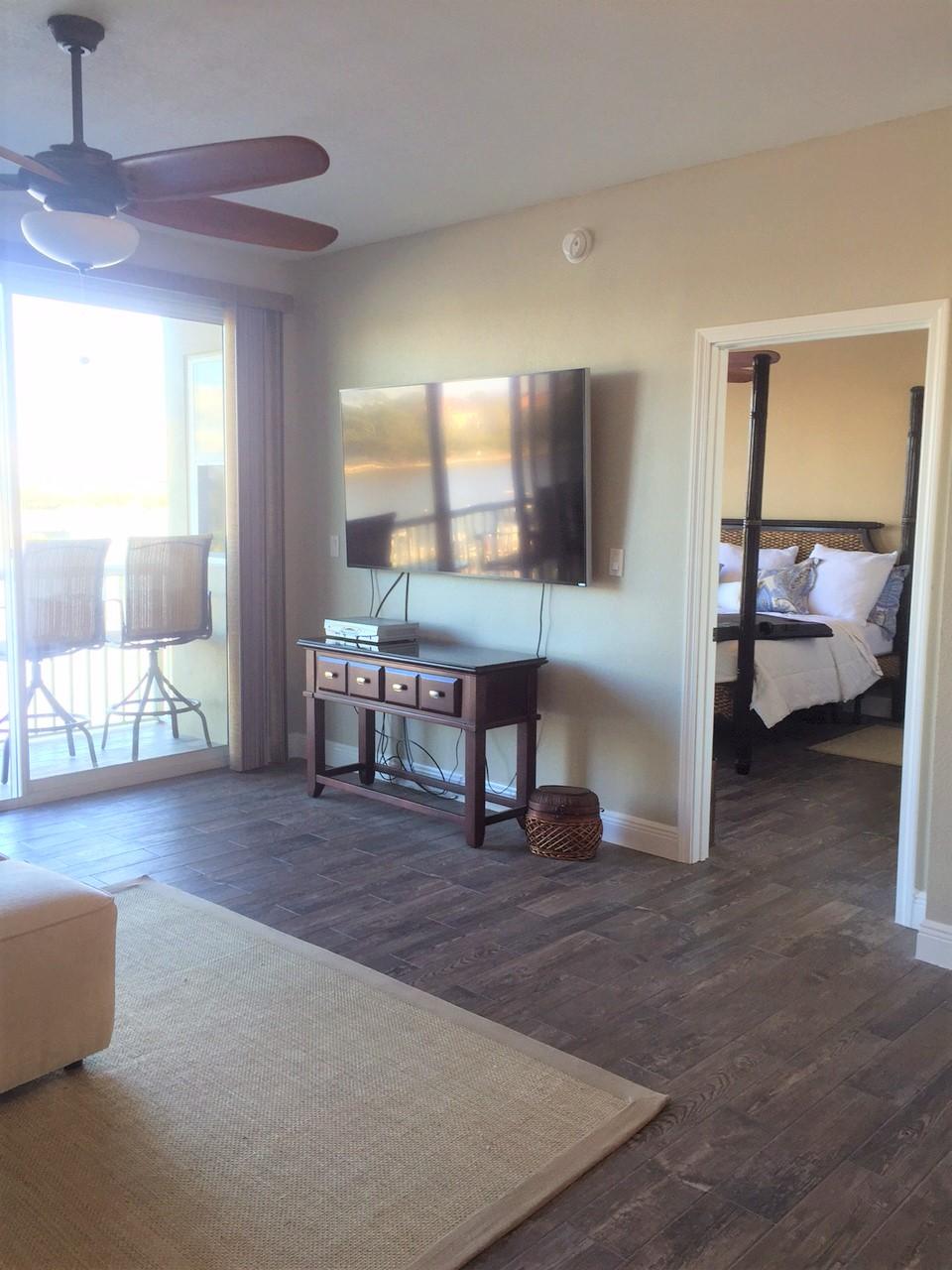 PALM COURT YACHT CLUB - Residential