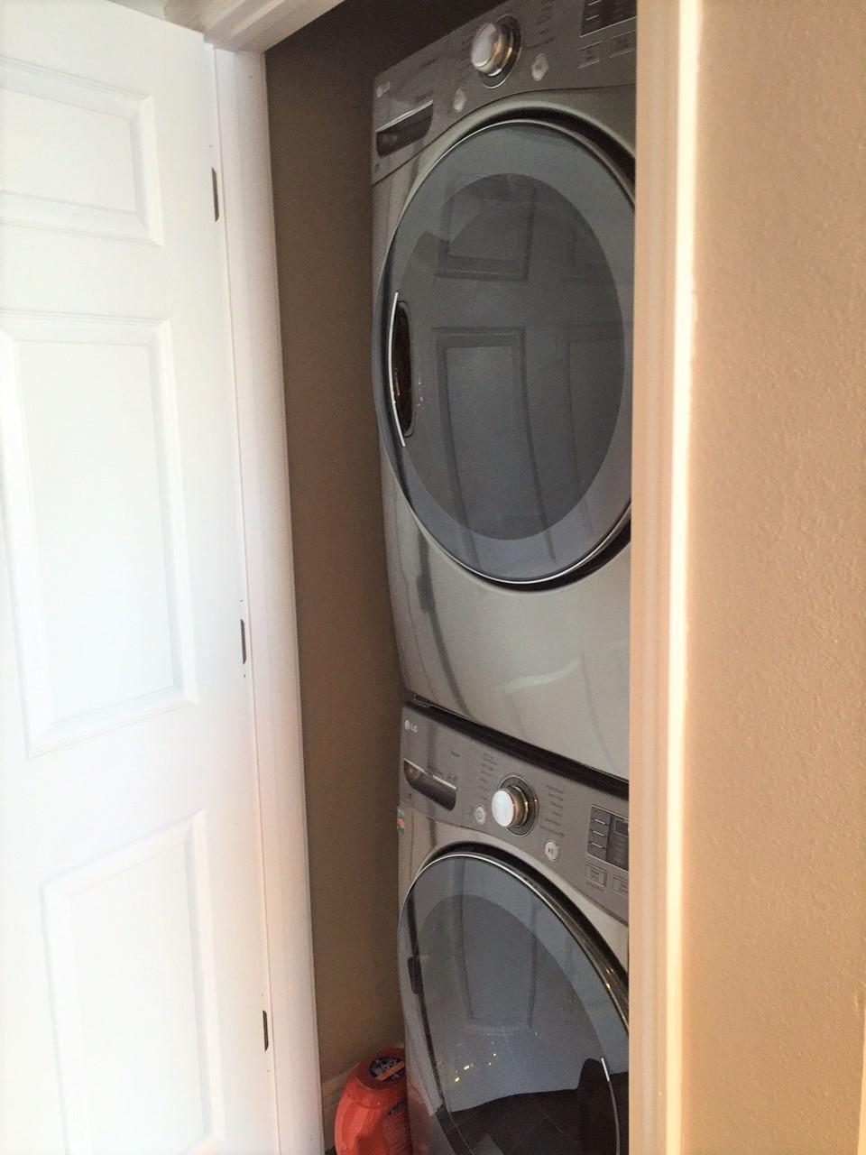 PALM COURT YACHT CLUB - Residential