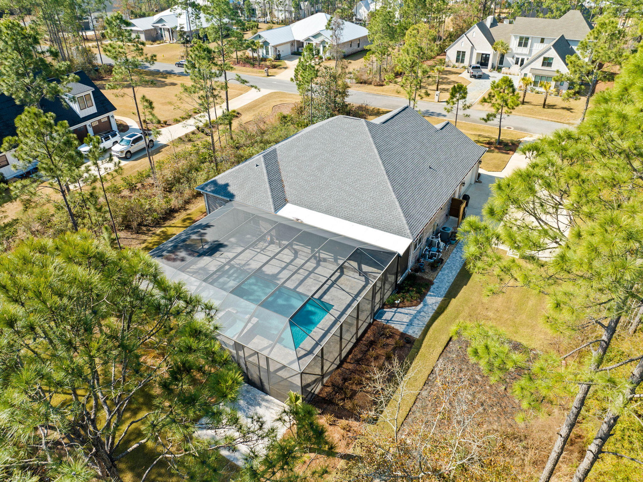SECLUSION BAY - Residential