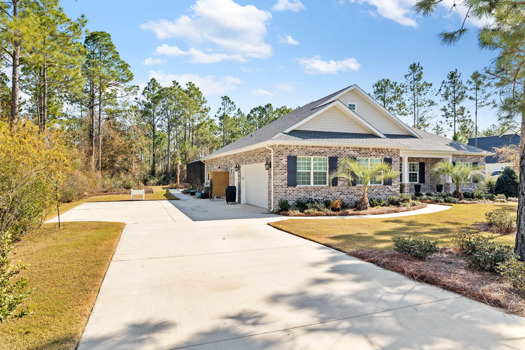SECLUSION BAY - Residential
