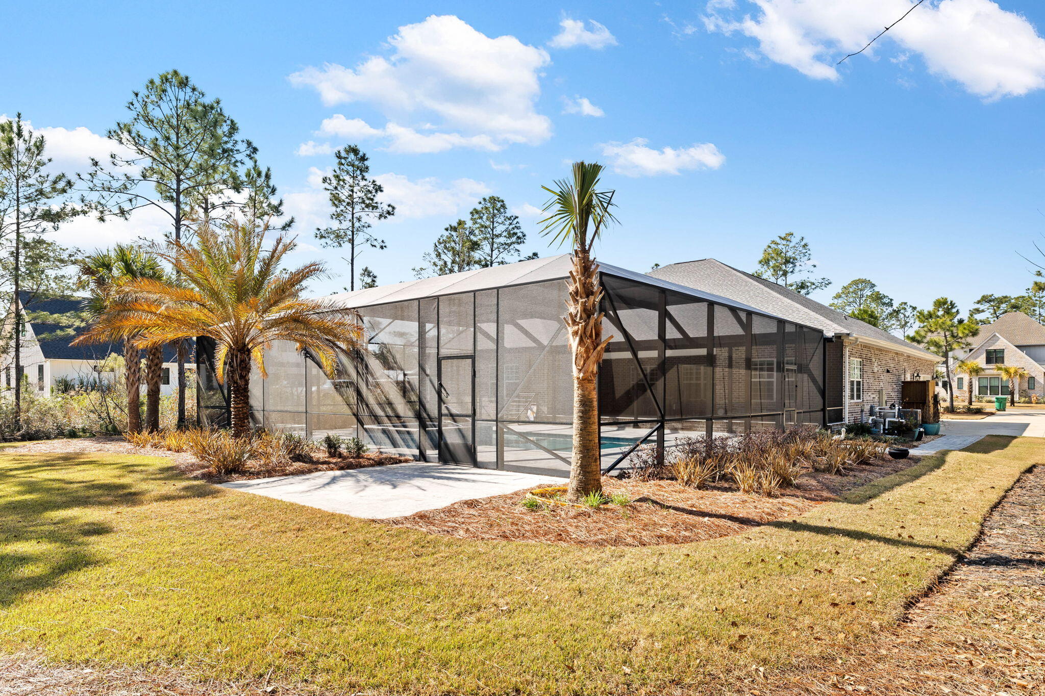 SECLUSION BAY - Residential