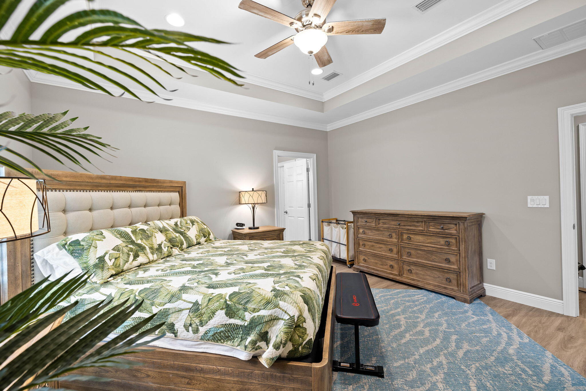 SECLUSION BAY - Residential
