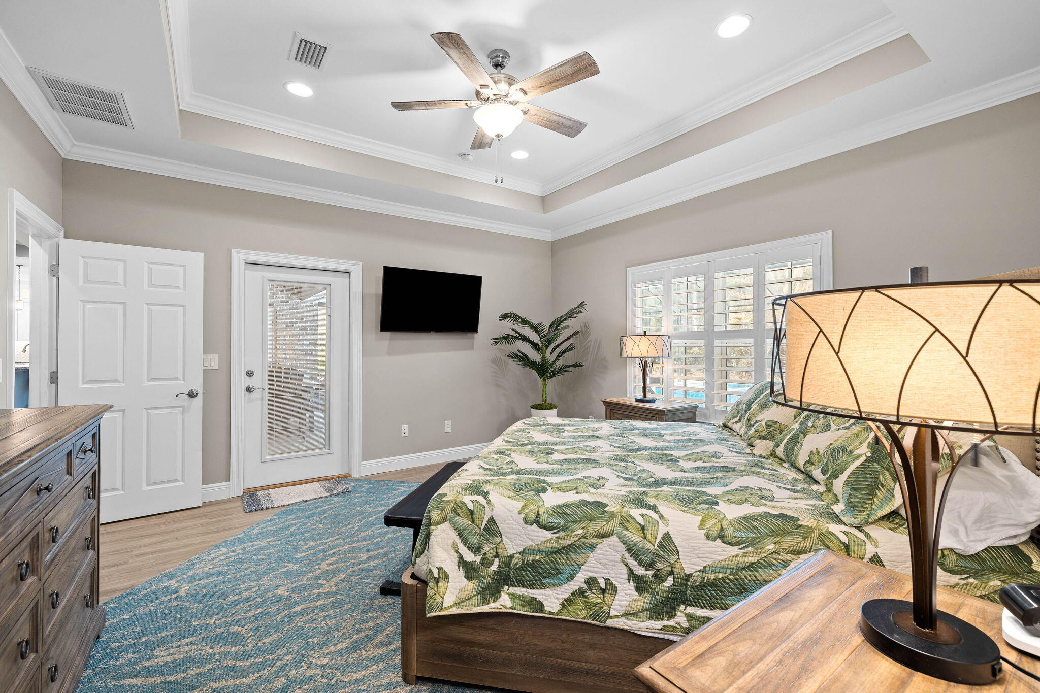 SECLUSION BAY - Residential