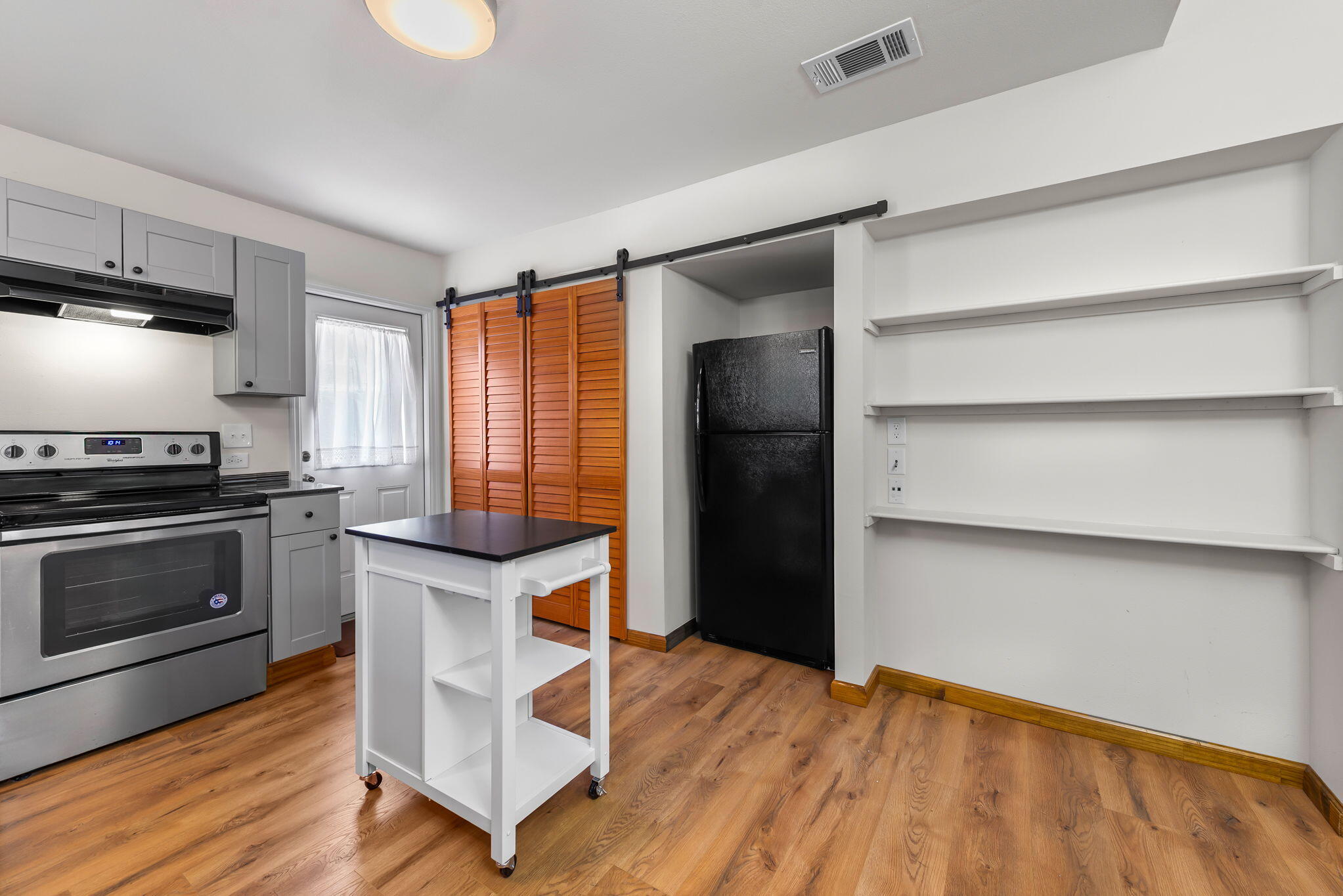 NAVARRE FIRST ADD - Residential