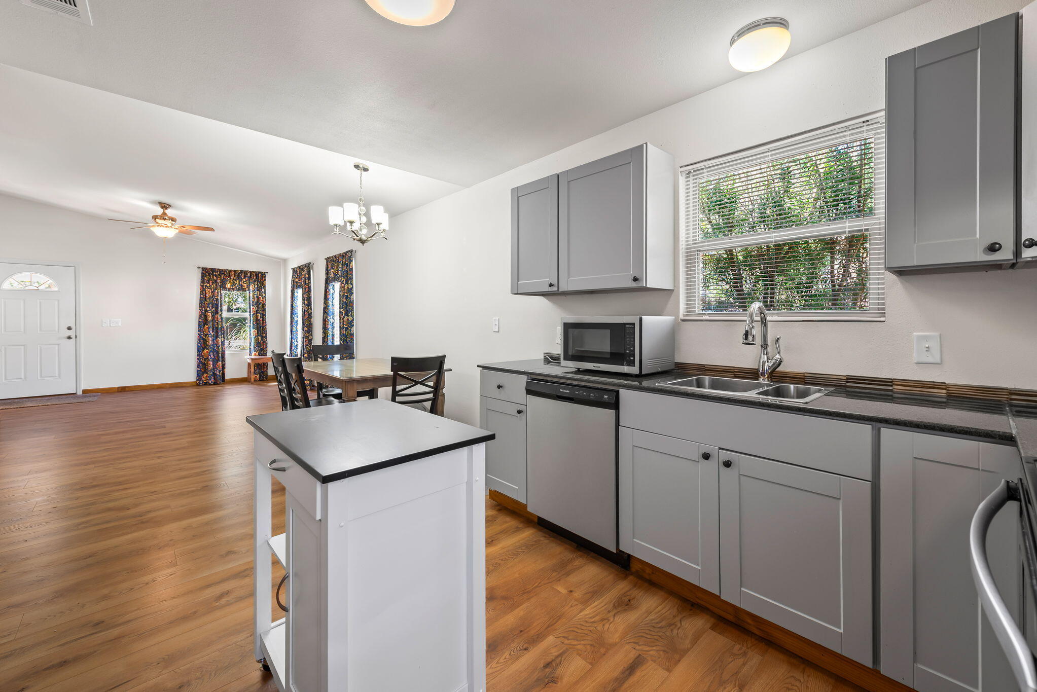 NAVARRE FIRST ADD - Residential