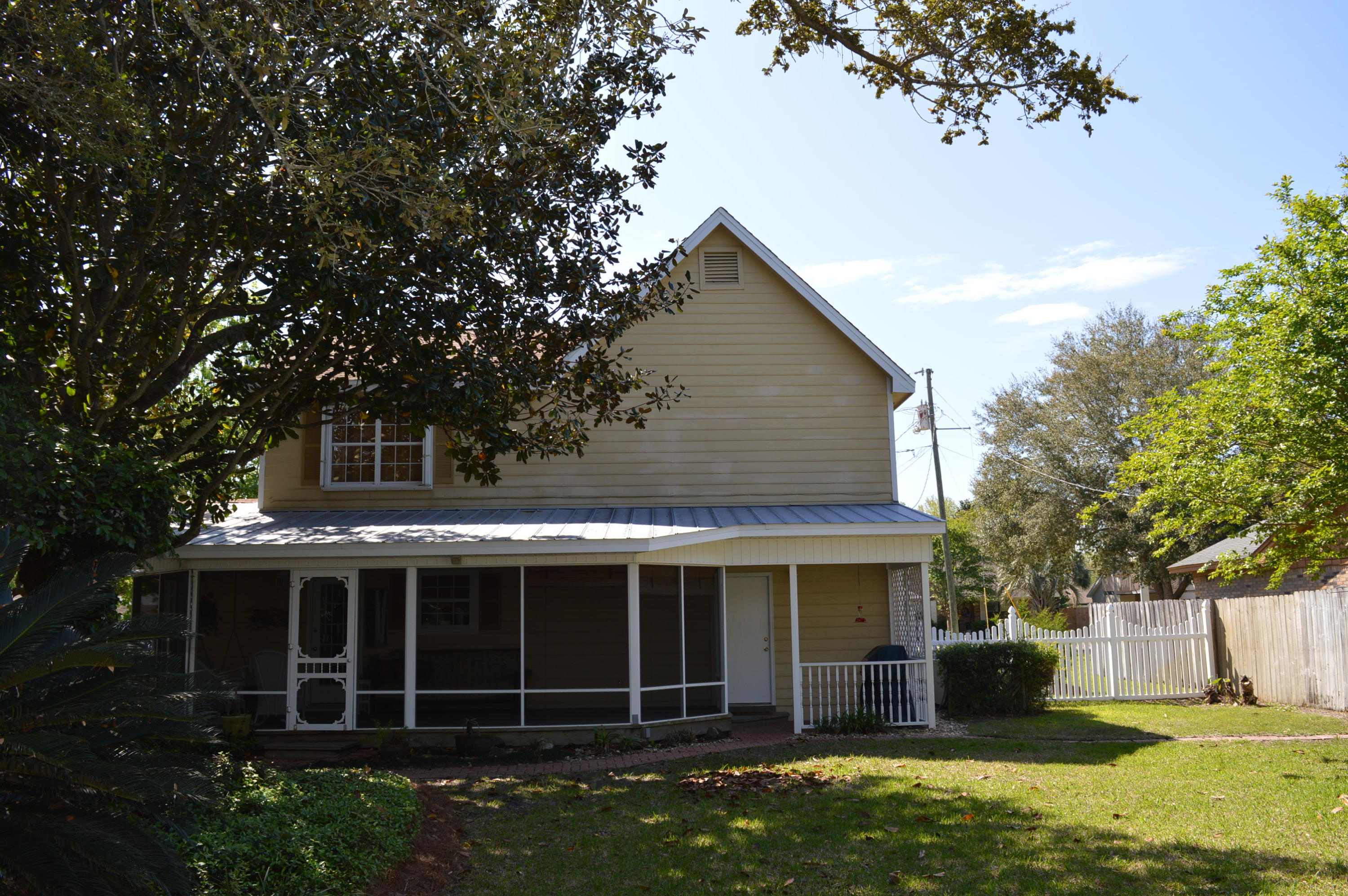 KELL-AIRE GARDENS - Residential