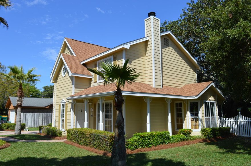 Don't miss your chance to own this charming, turn-key, 3 bed, 2.5 bath home in the heart of Destin with great curb appeal and an inviting backyard complete with landscaping, sprinkler system and gazebo. The main living area, dining and kitchen flows to the screened patio that leads to the backyard shaded by a beautiful magnolia. This one owner home has been well maintained throughout. Make an appointment to view it today.