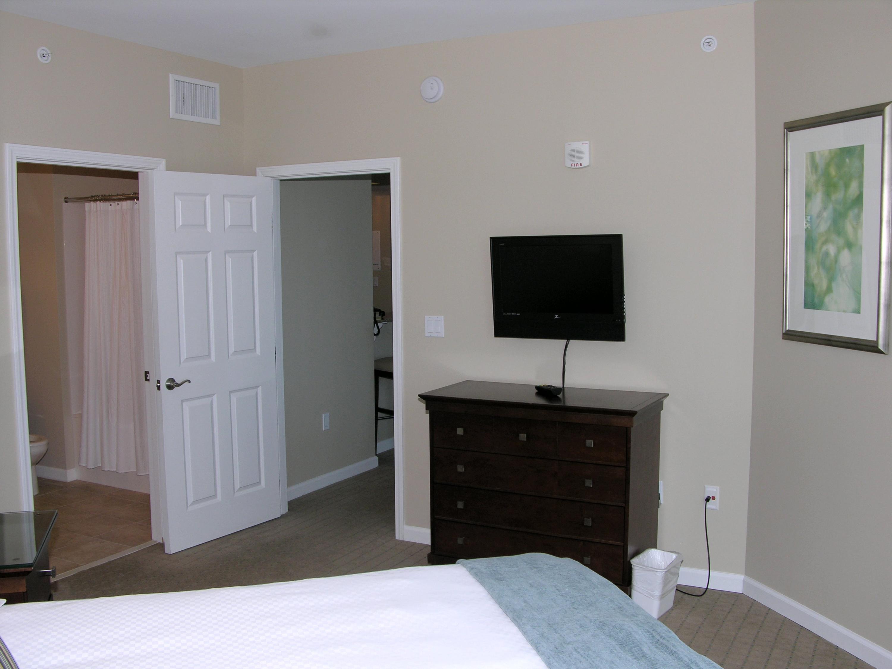 THE PALMS OF DESTIN - Residential Lease