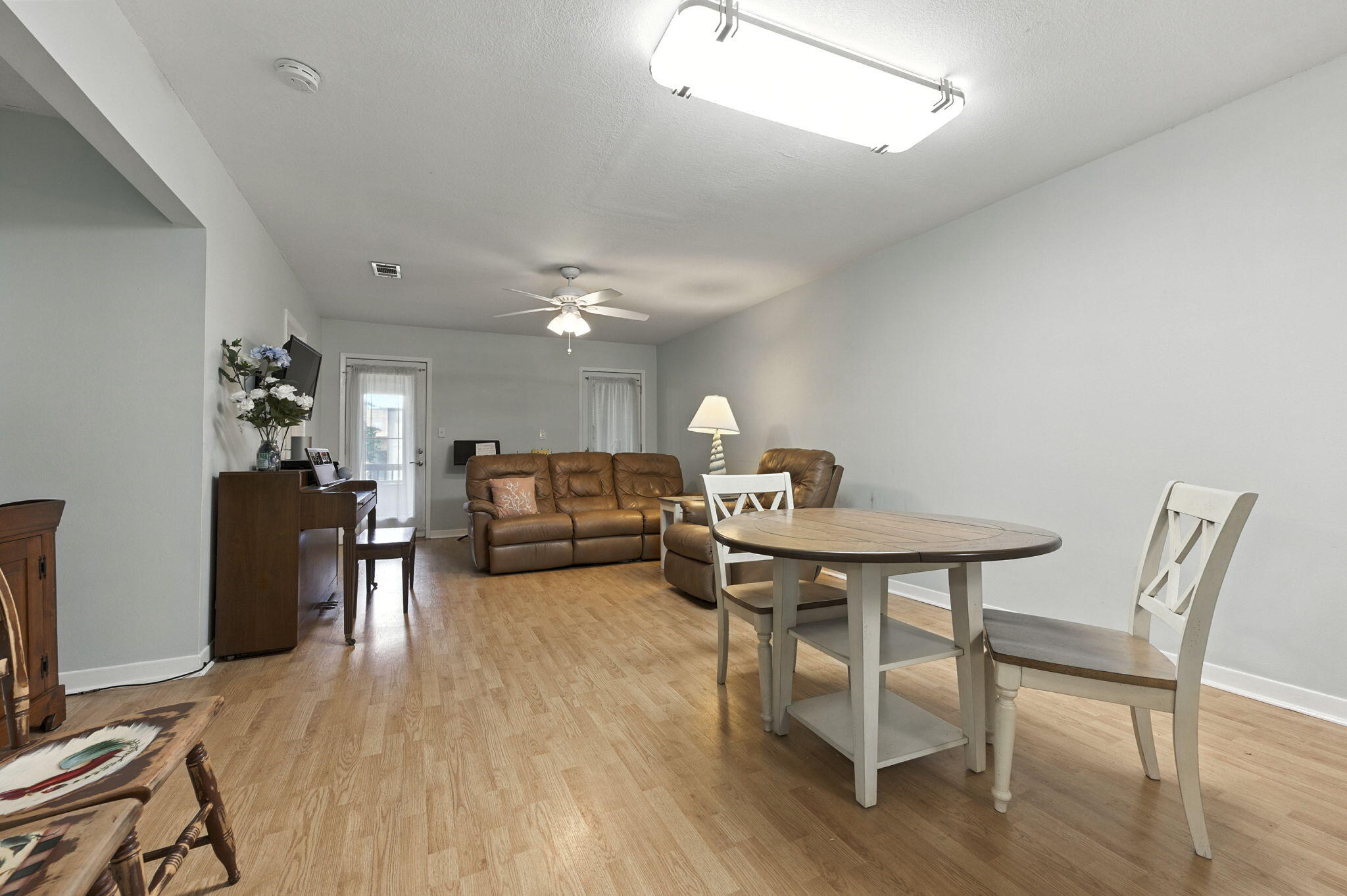 HIDDEN COVE T/H - Residential