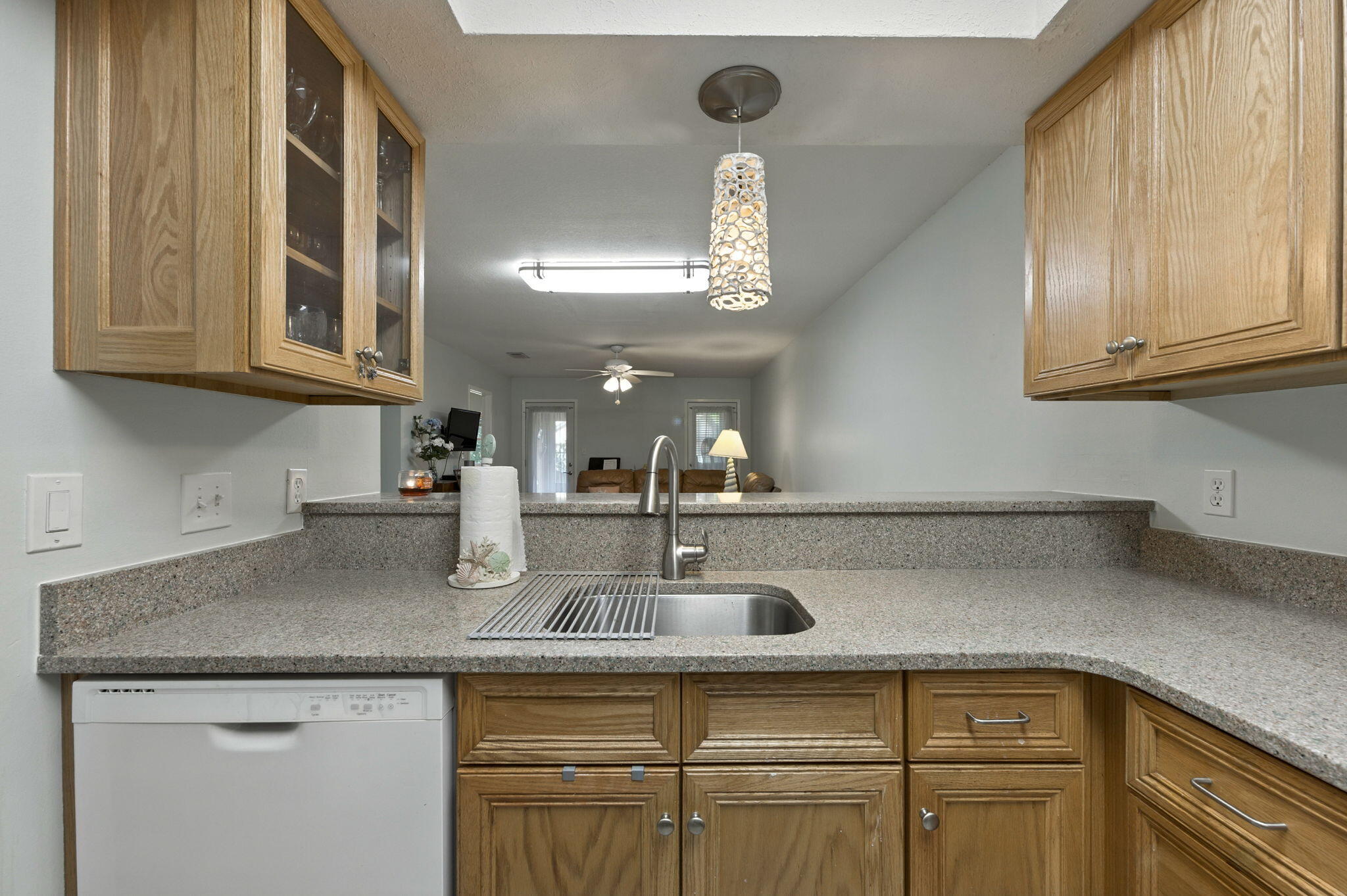 HIDDEN COVE T/H - Residential