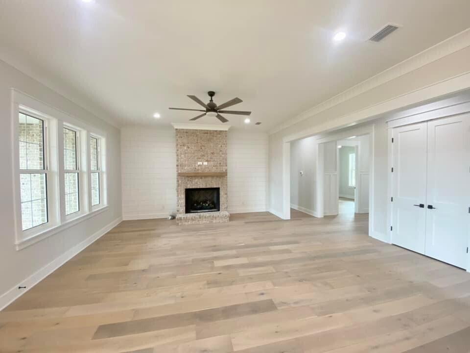 DEER MOSS CREEK - Residential