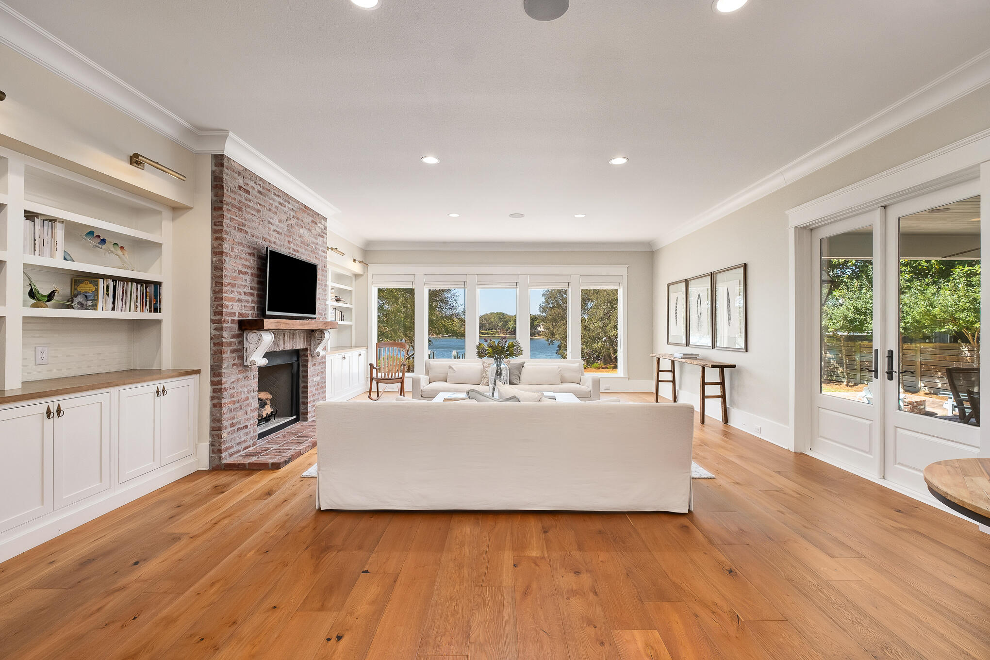 SAFE HARBOR - Residential